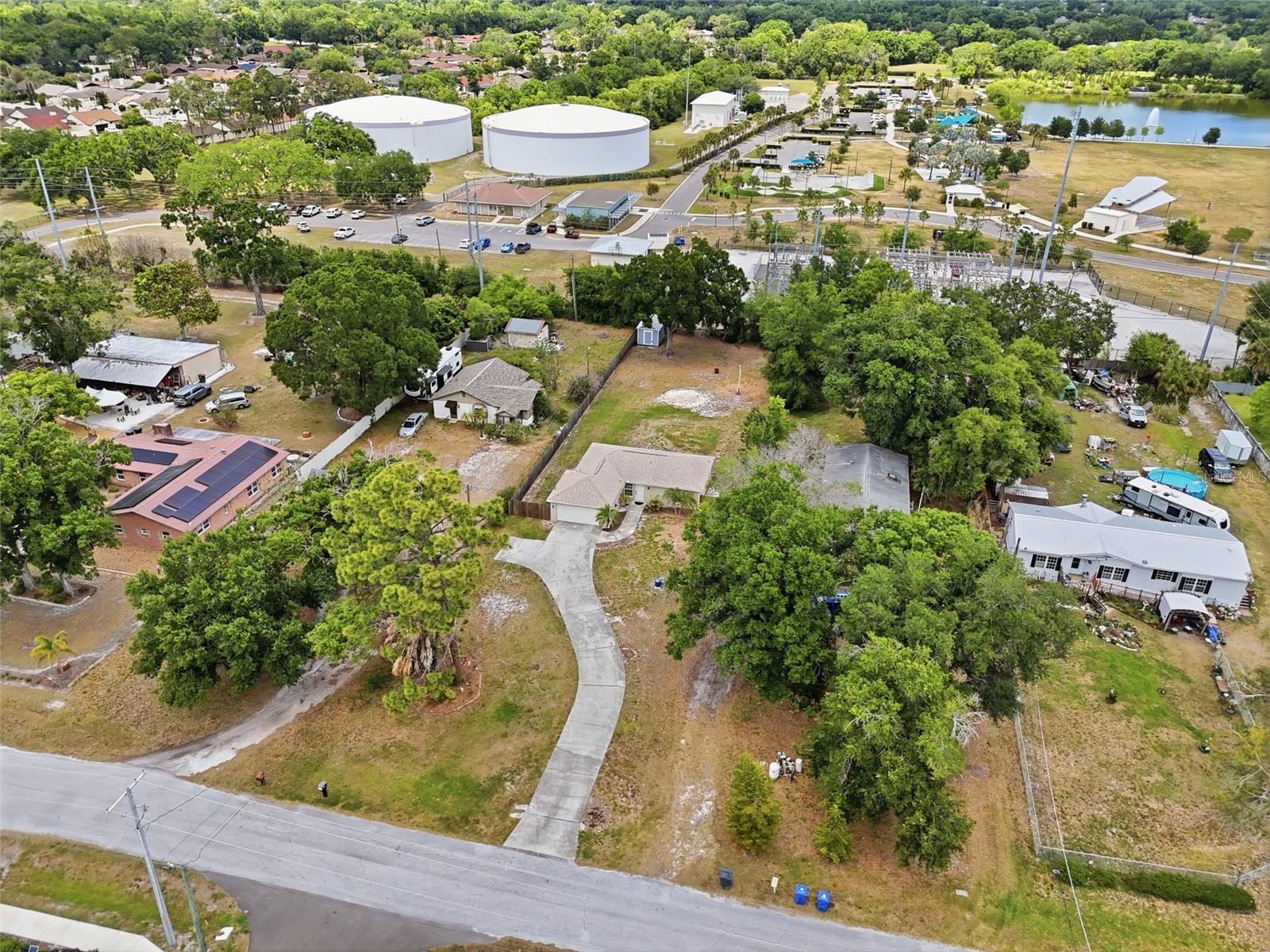 Image 40 of 50 For 4907 Bradford Lane