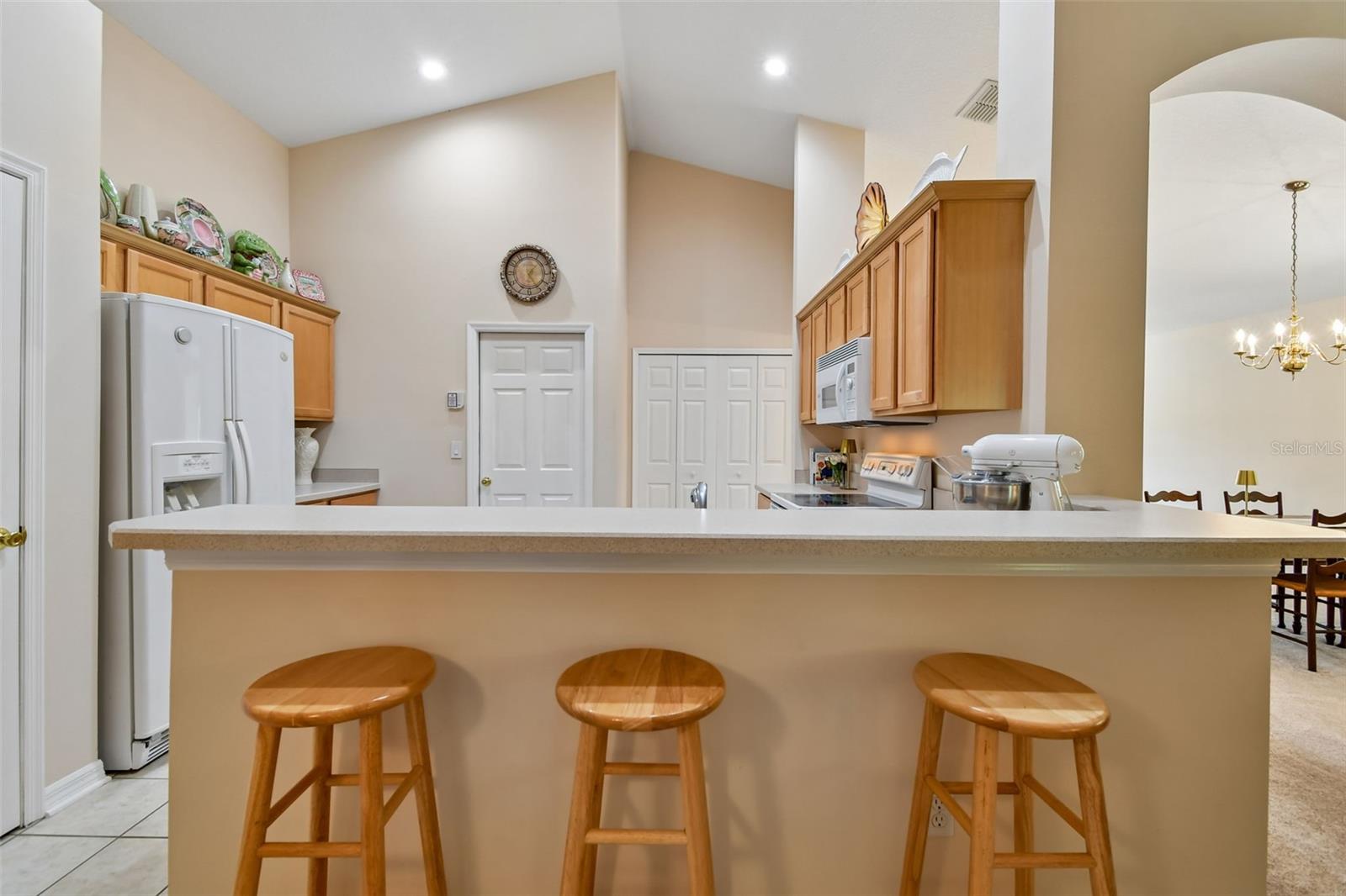 Image 16 of 70 For 814 Moonlit Lane