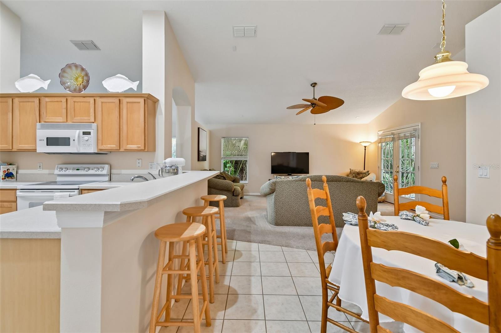 Image 17 of 70 For 814 Moonlit Lane