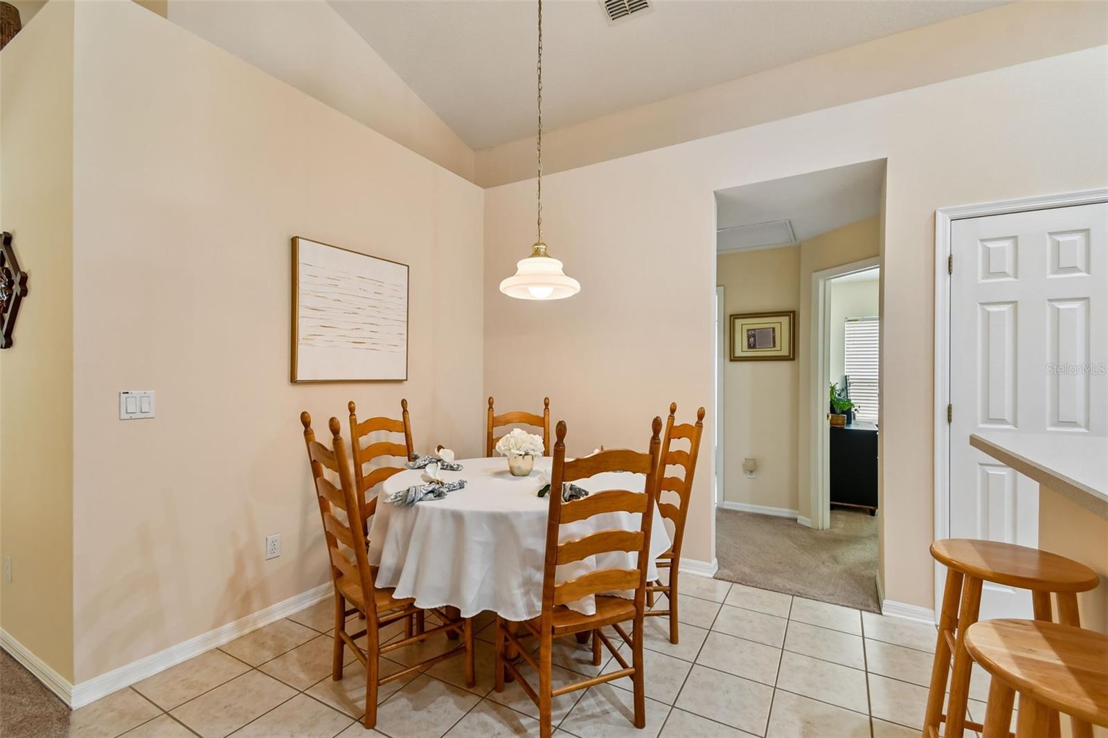 Image 18 of 70 For 814 Moonlit Lane