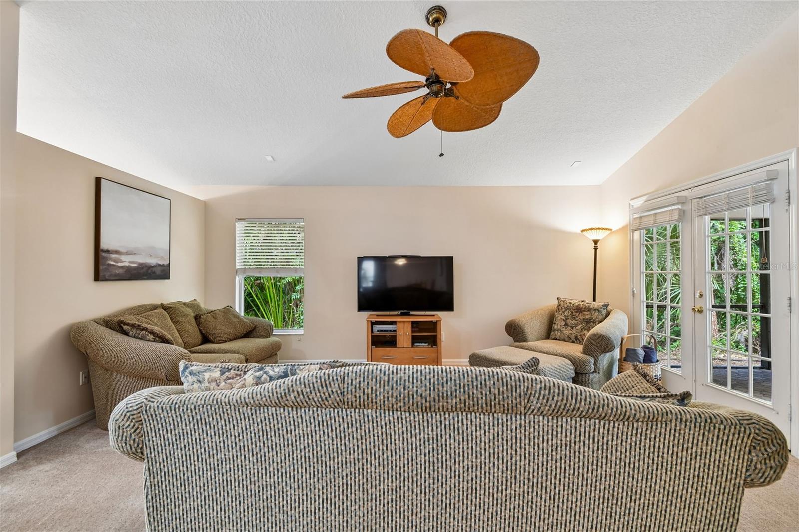 Image 23 of 70 For 814 Moonlit Lane