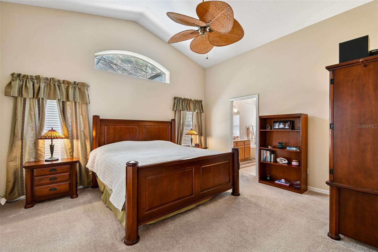 Image 26 of 70 For 814 Moonlit Lane