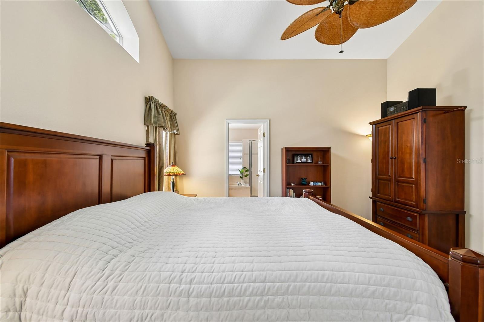 Image 28 of 70 For 814 Moonlit Lane