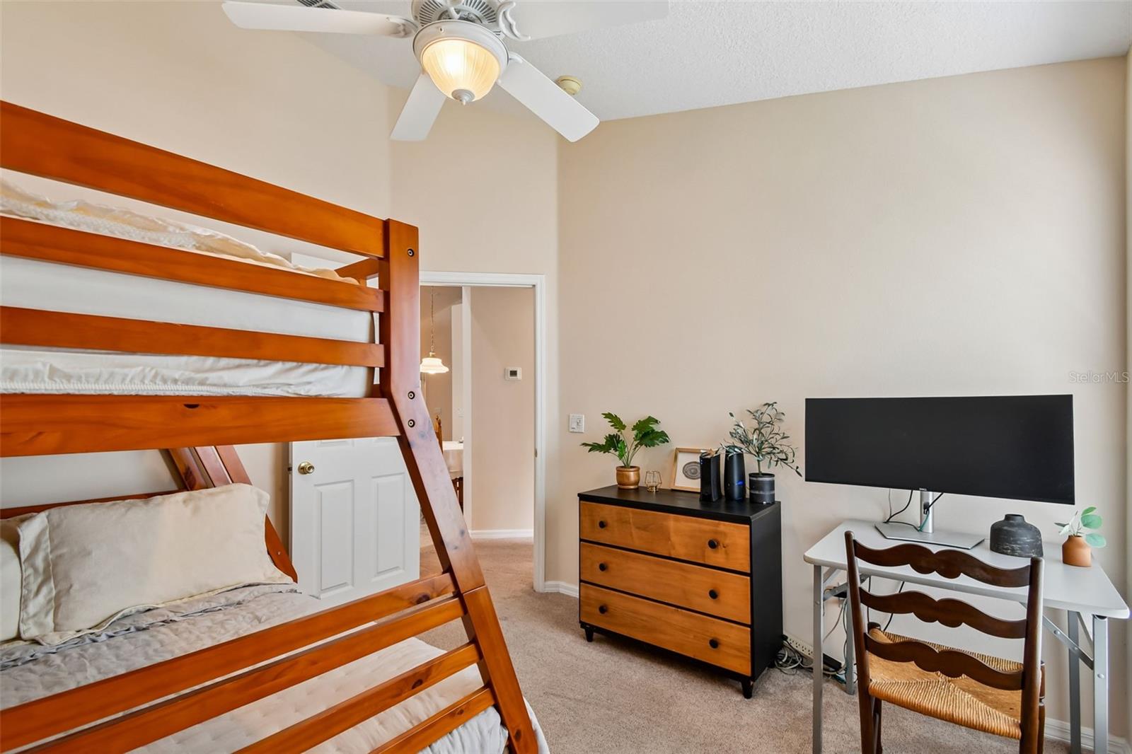 Image 37 of 70 For 814 Moonlit Lane