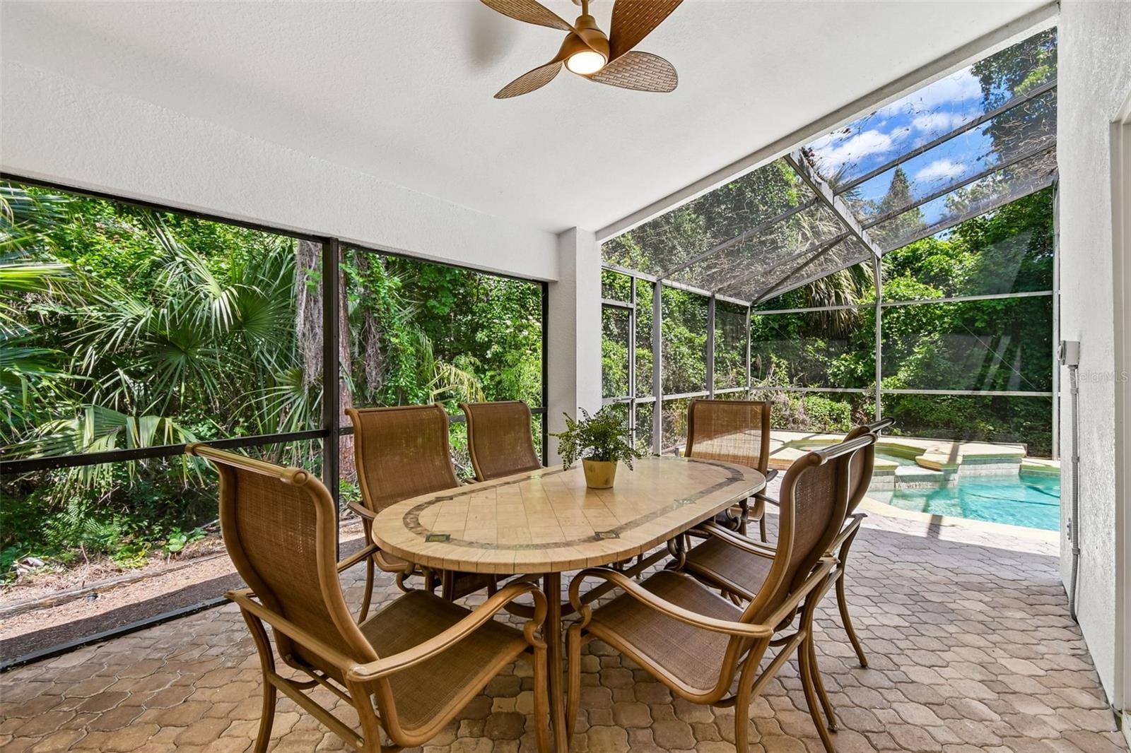 Image 39 of 70 For 814 Moonlit Lane