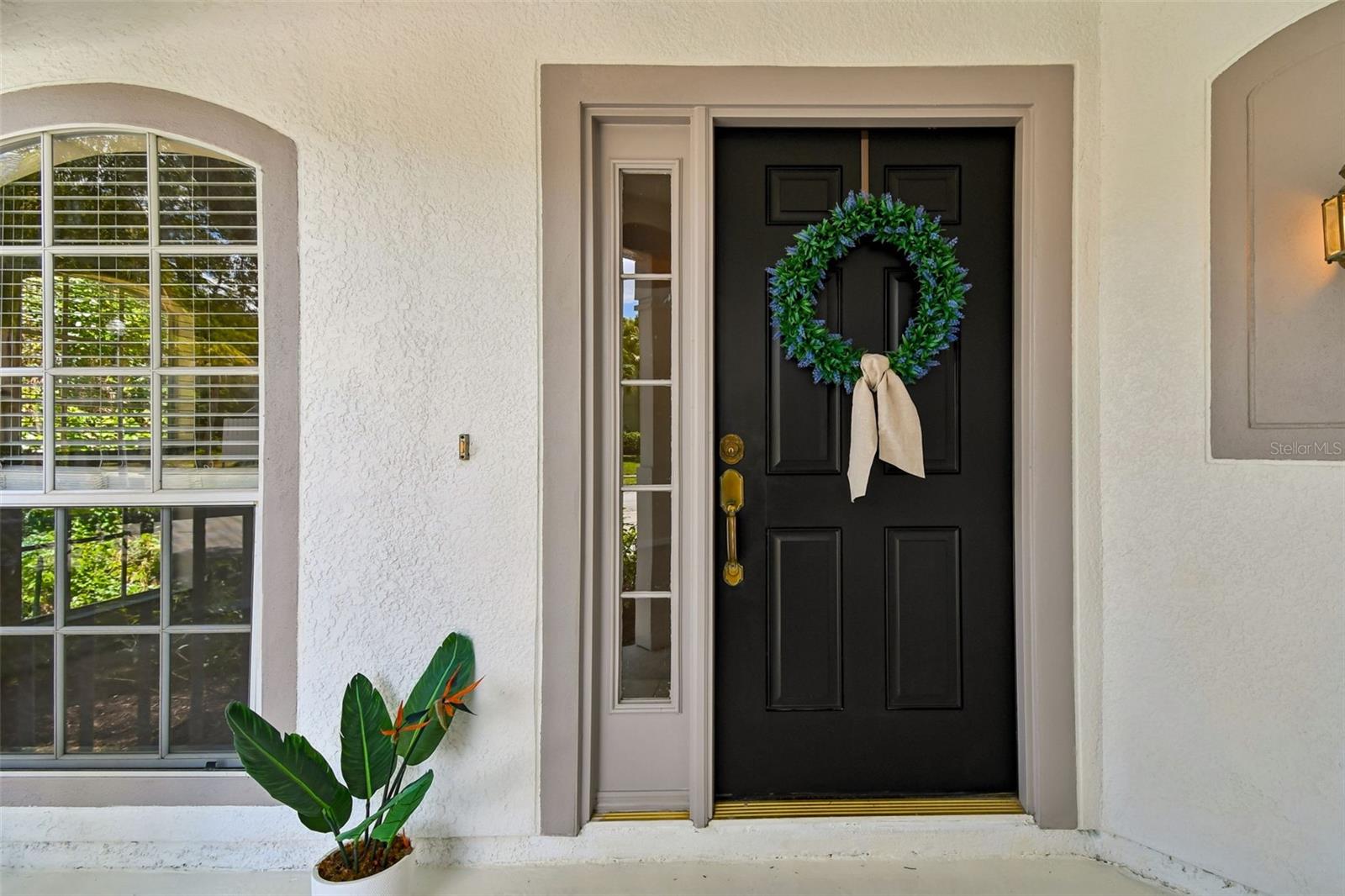 Image 4 of 70 For 814 Moonlit Lane