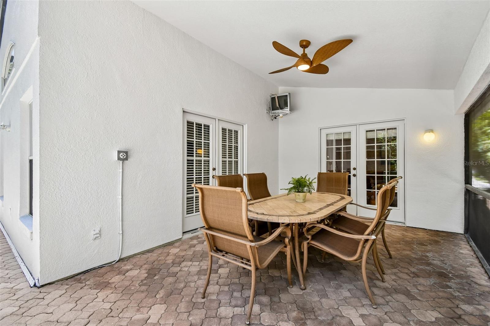 Image 41 of 70 For 814 Moonlit Lane