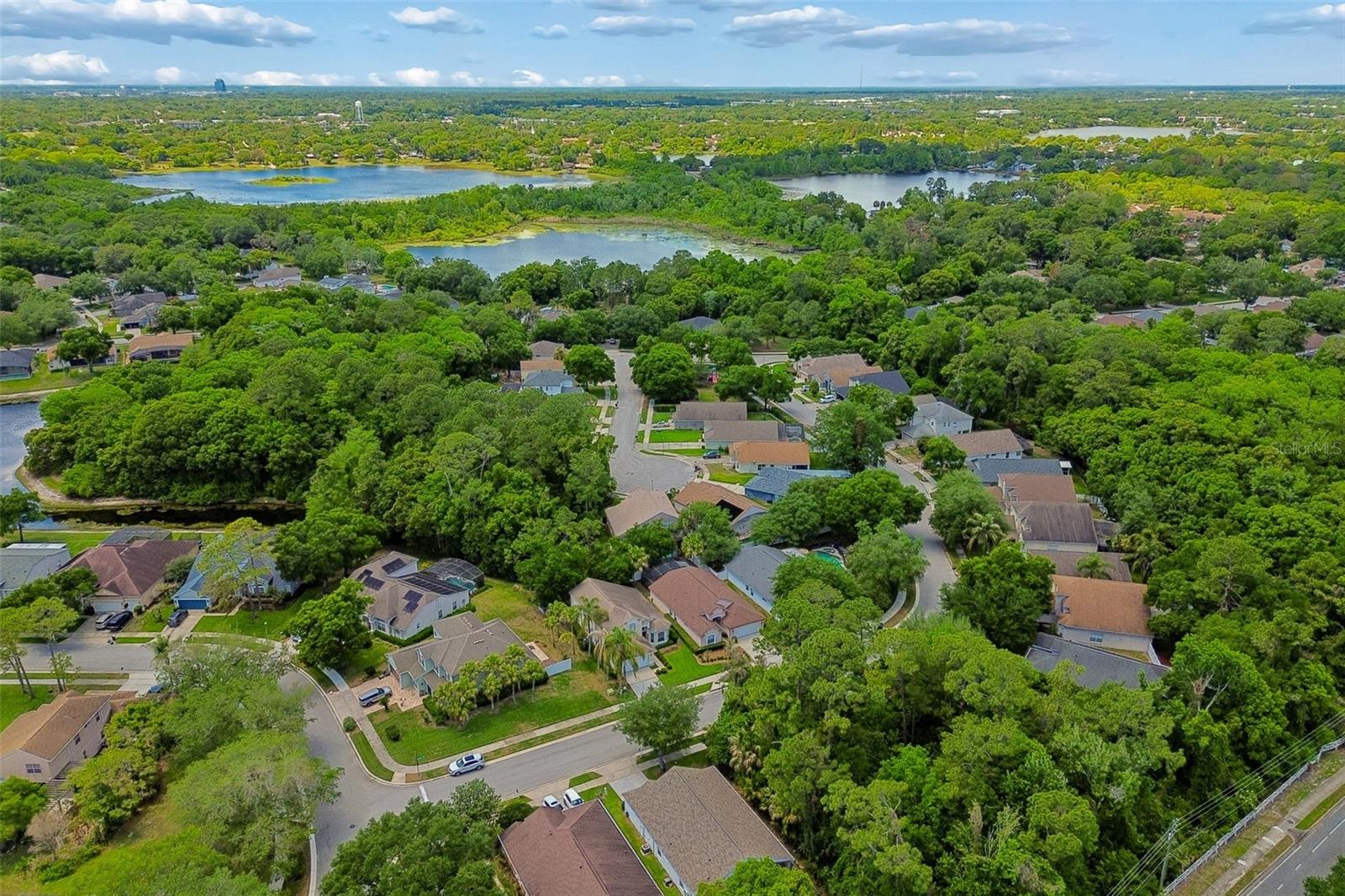 Image 62 of 70 For 814 Moonlit Lane