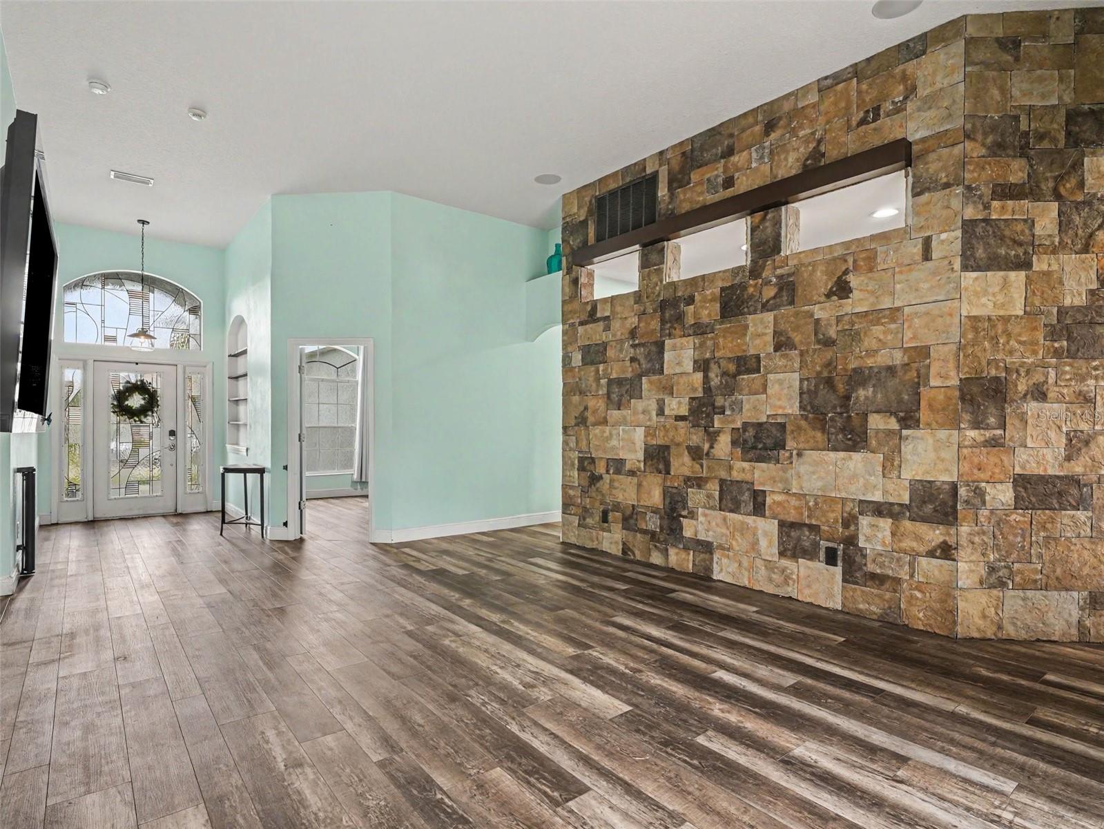Image 10 of 38 For 1656 Pinyon Pine Dr
