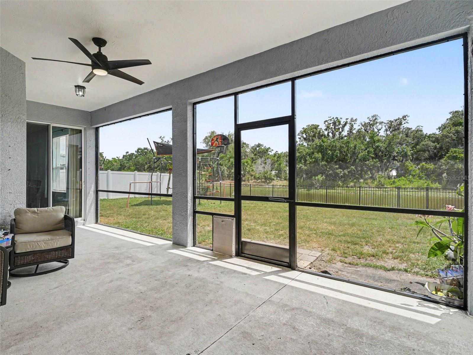 Image 27 of 38 For 1656 Pinyon Pine Dr