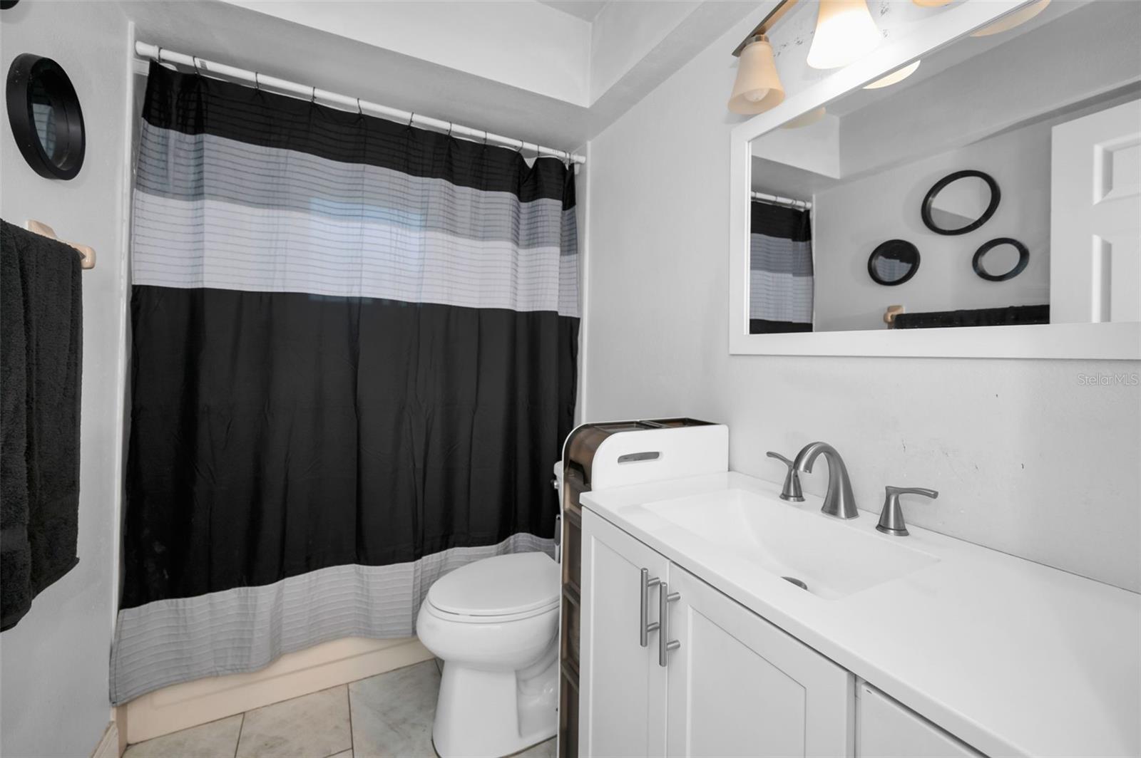 Listing photo id 28 for 3011 Shadow Oaks Drive