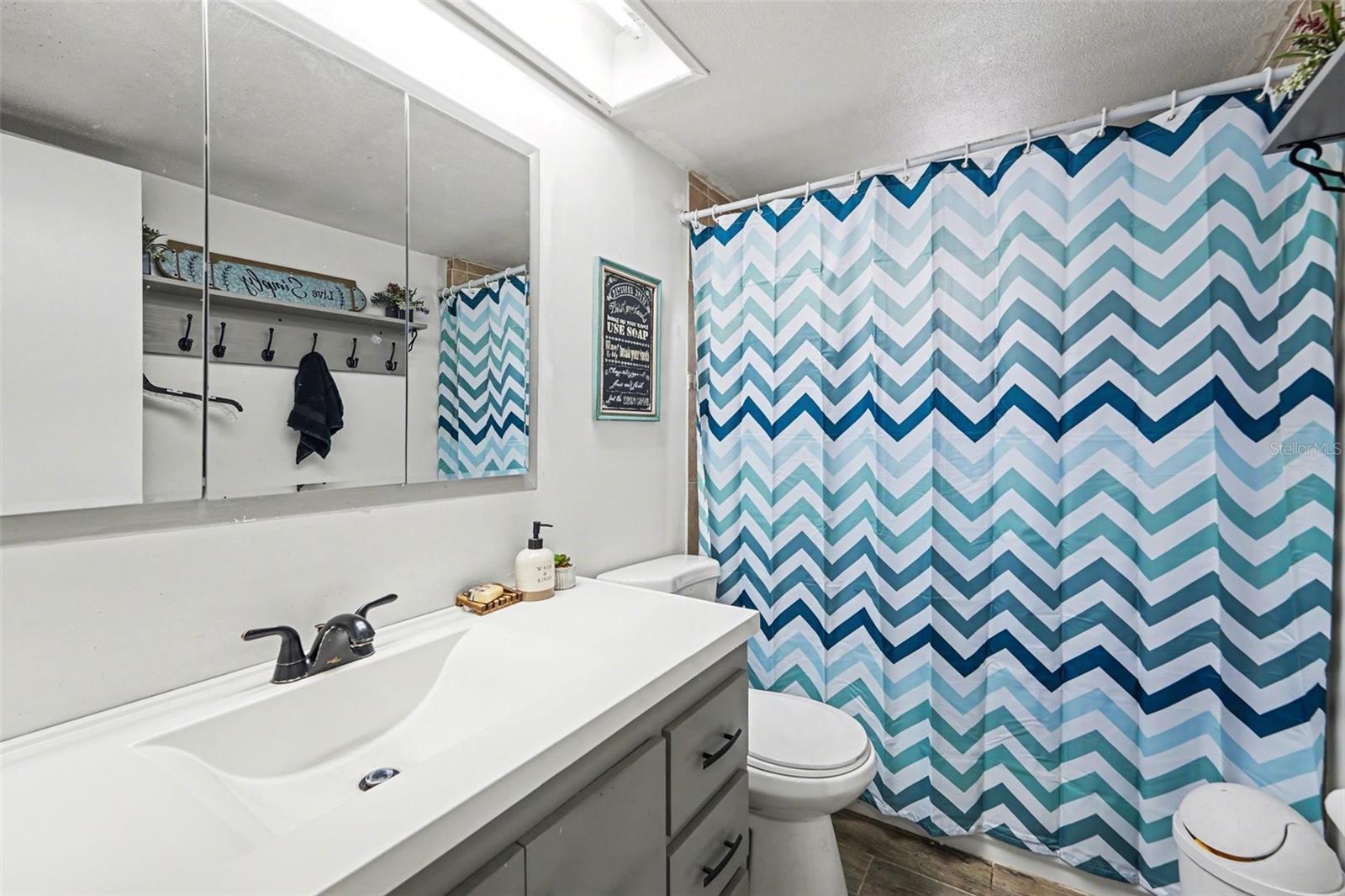 Image 23 of 29 For 429 Manor Boulevard