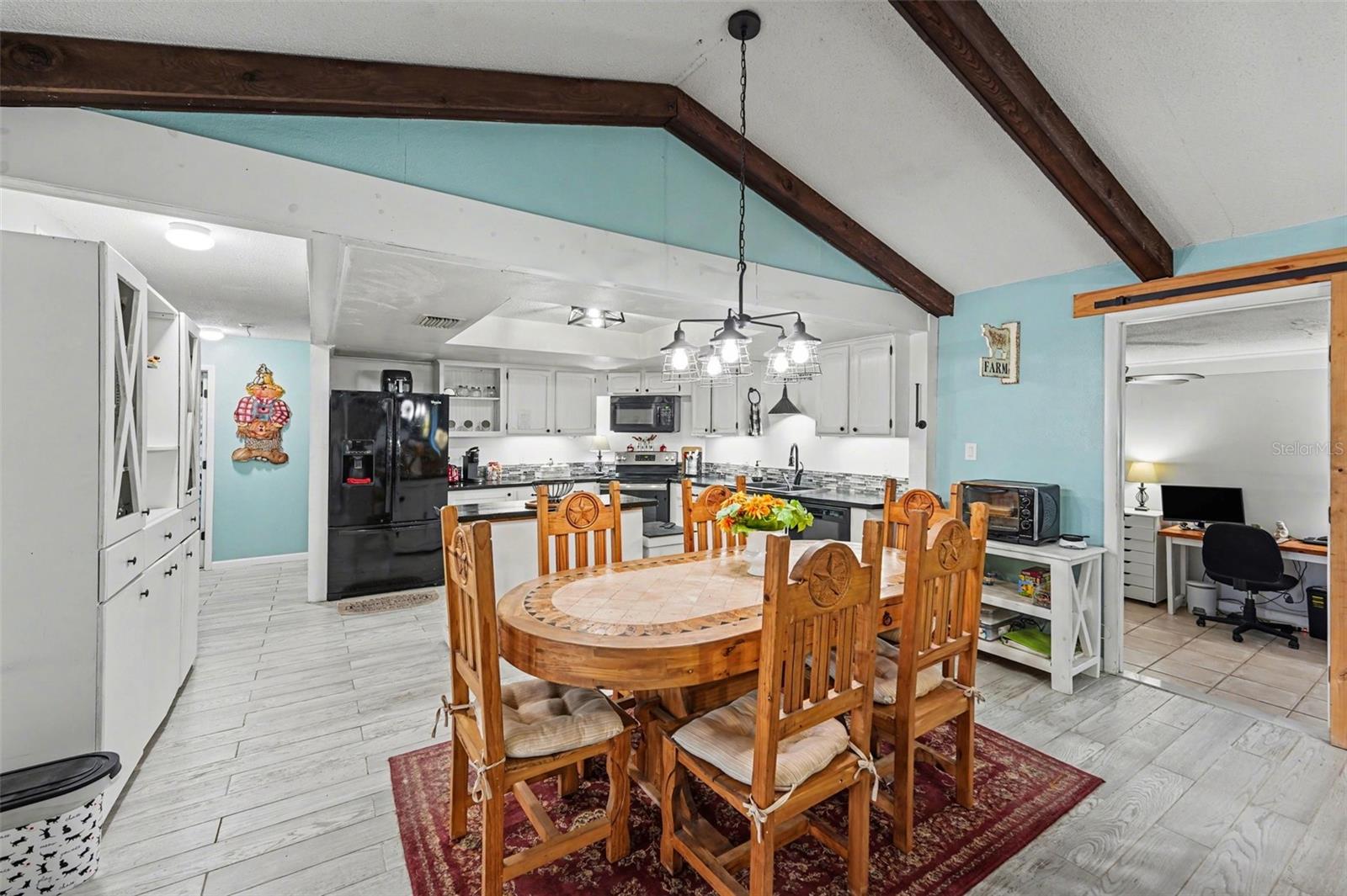 Image 8 of 29 For 429 Manor Boulevard