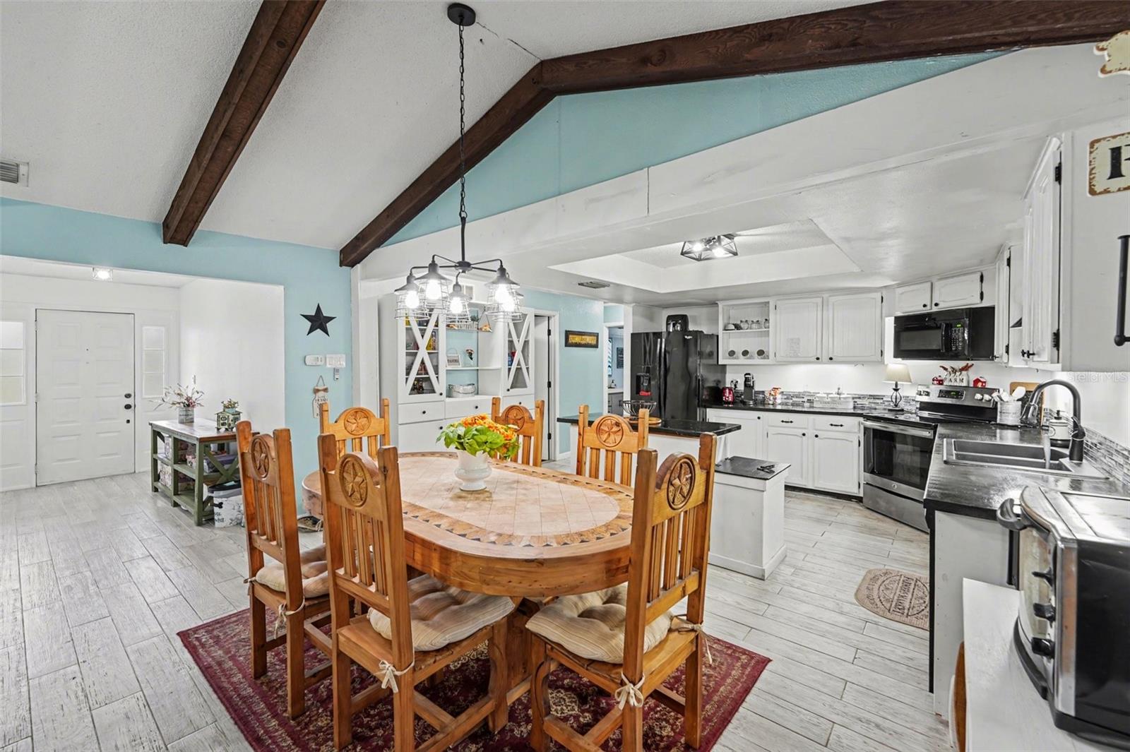 Image 9 of 29 For 429 Manor Boulevard