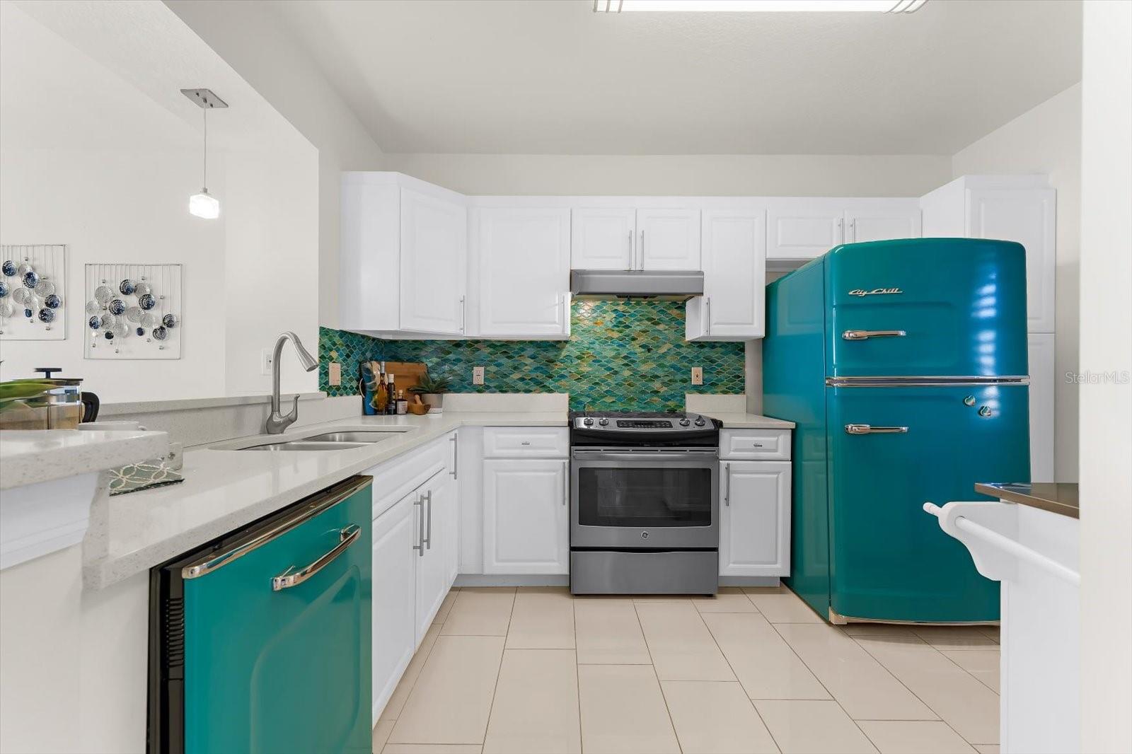 Image 14 of 45 For 16500 Gulf Boulevard 352