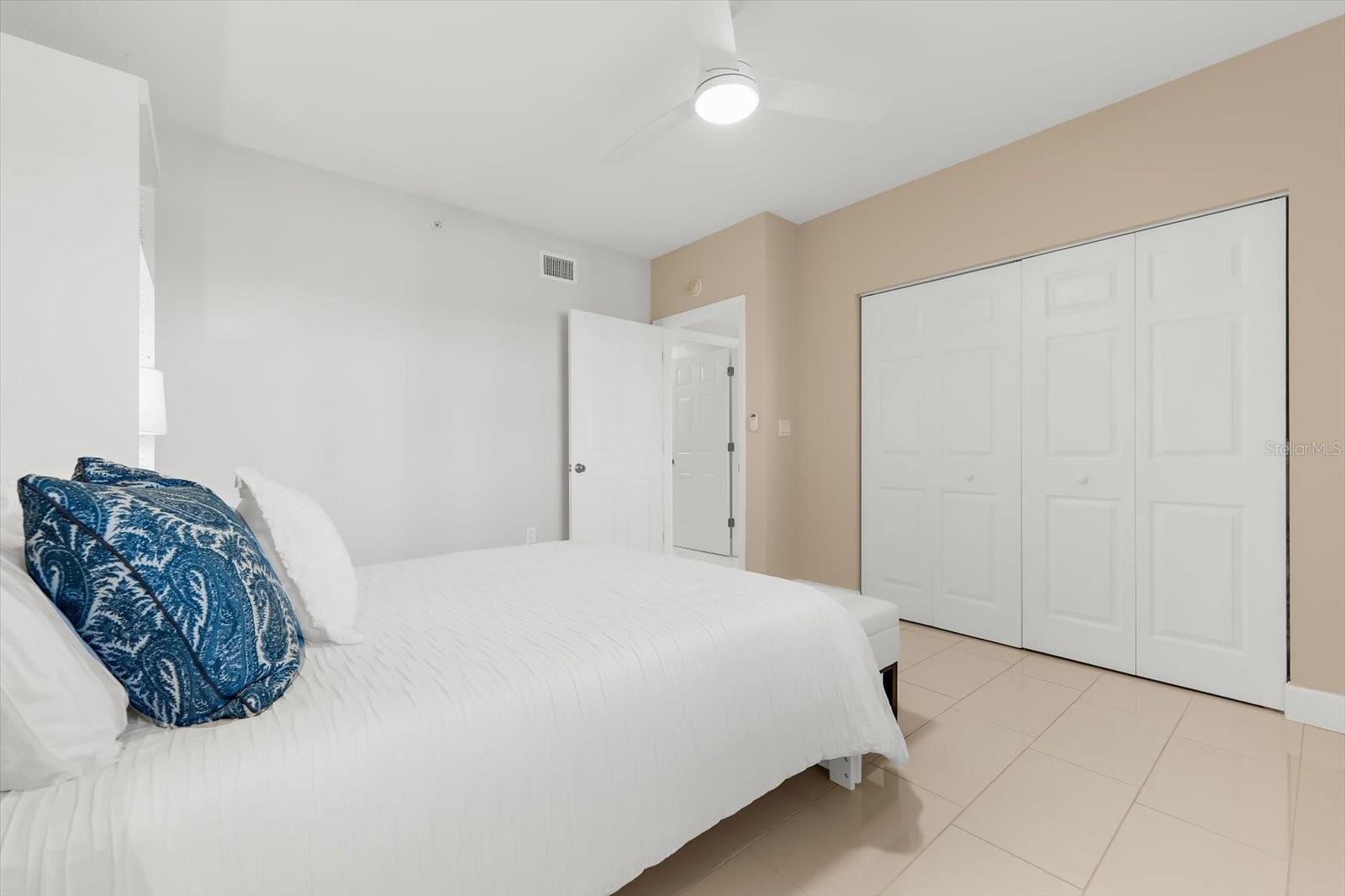 Image 27 of 45 For 16500 Gulf Boulevard 352