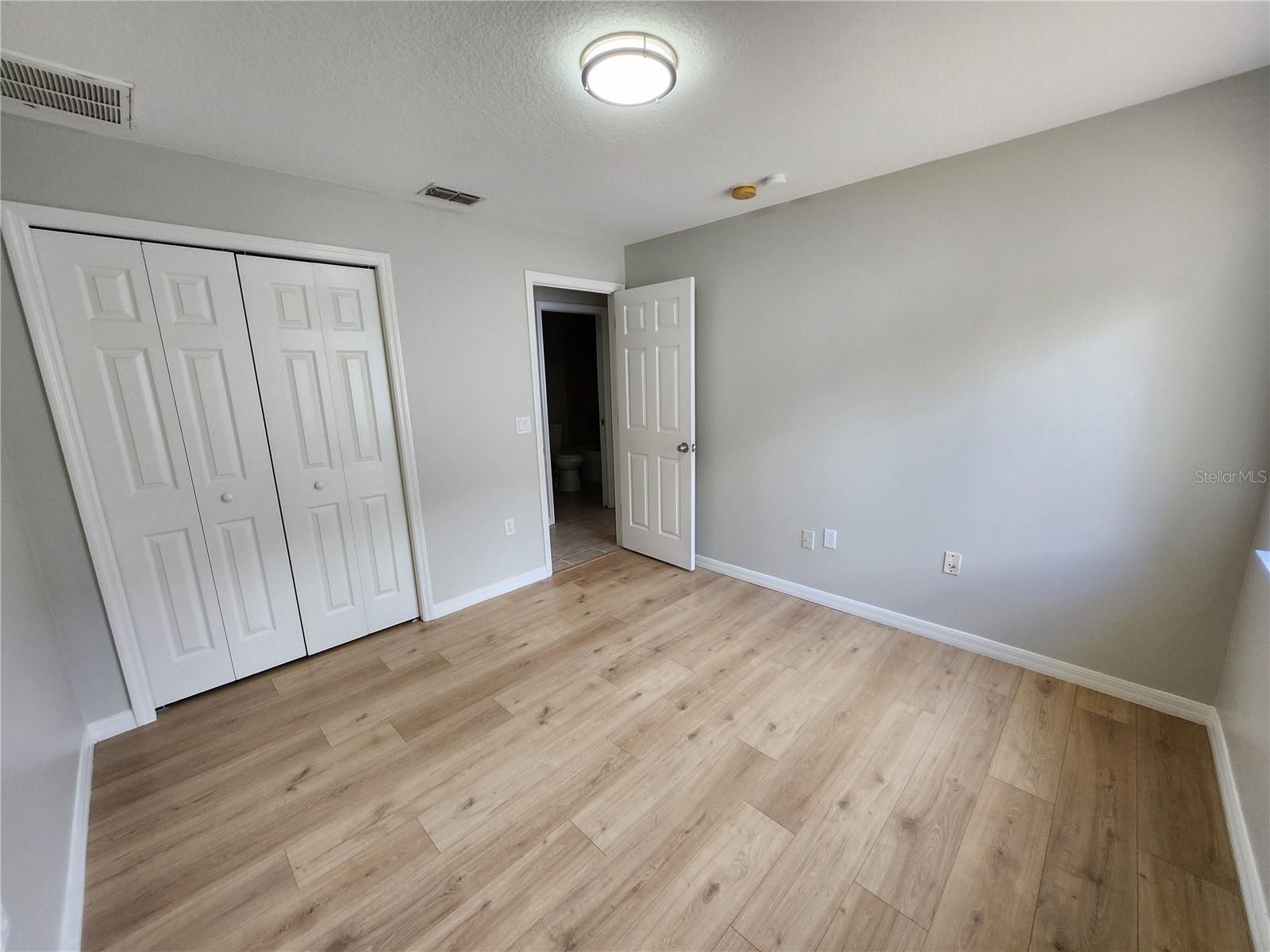 Image 24 of 39 For 7814 Brisbane Court