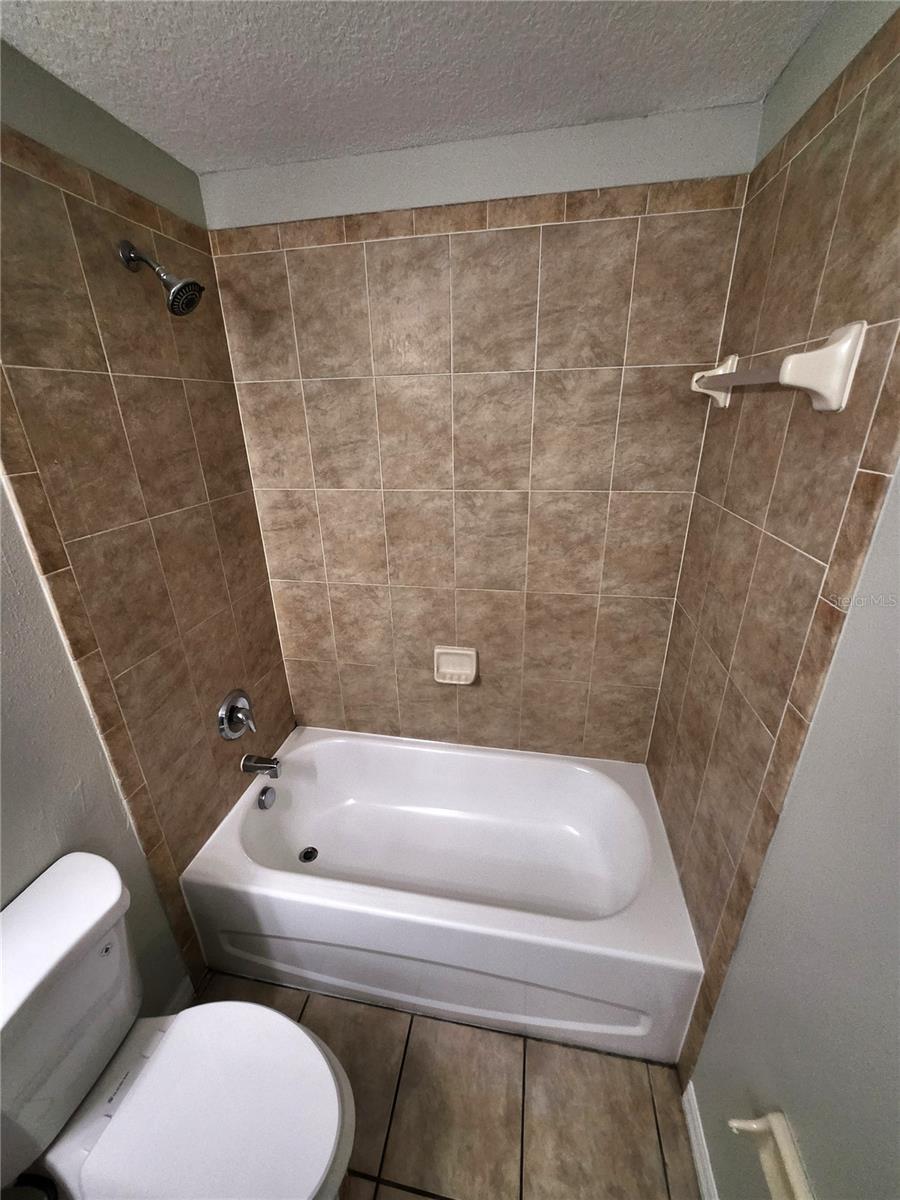 Image 26 of 39 For 7814 Brisbane Court