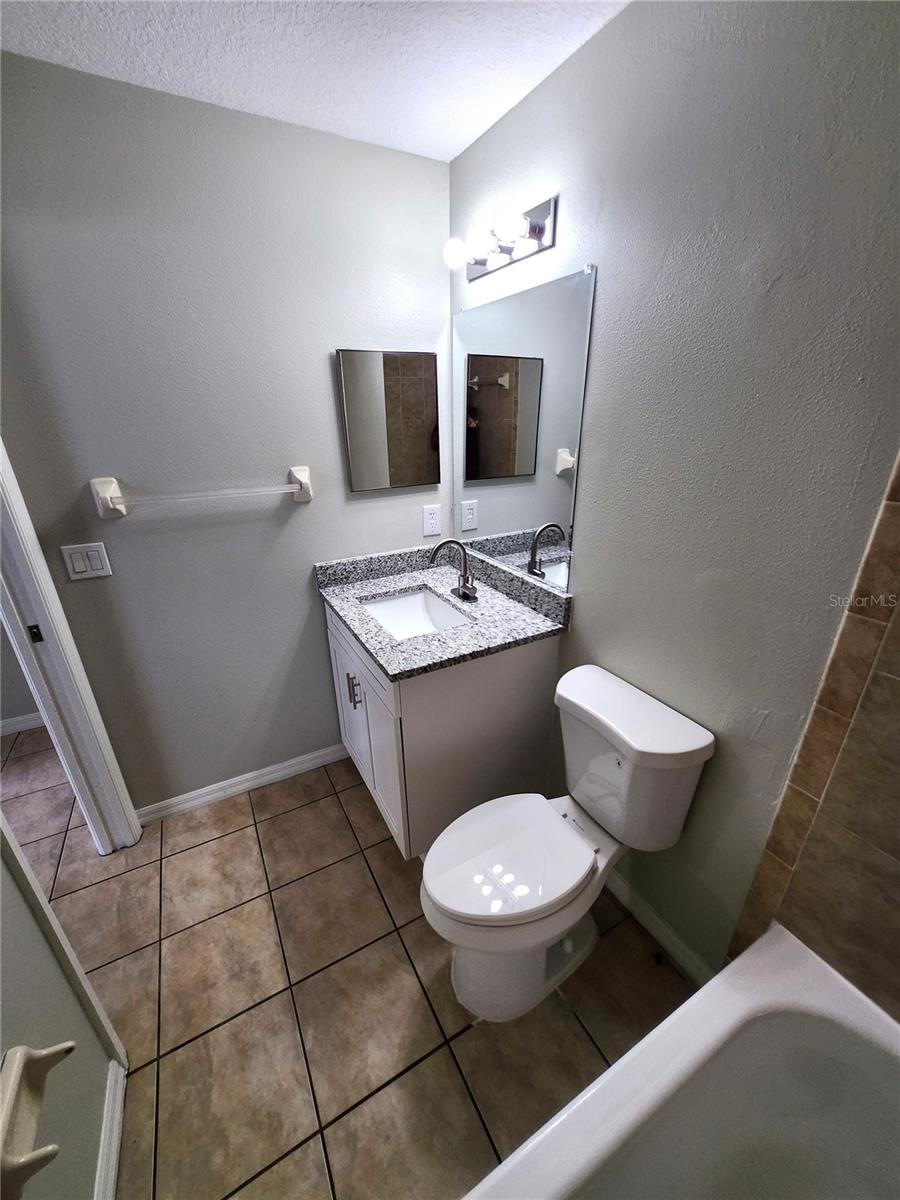 Image 27 of 39 For 7814 Brisbane Court