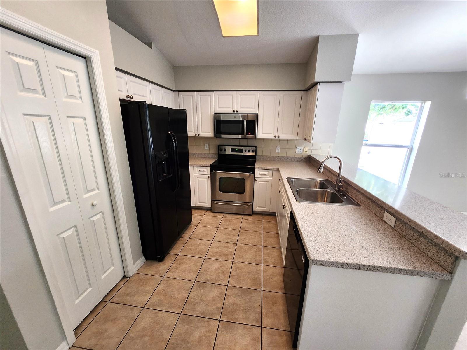 Image 4 of 39 For 7814 Brisbane Court