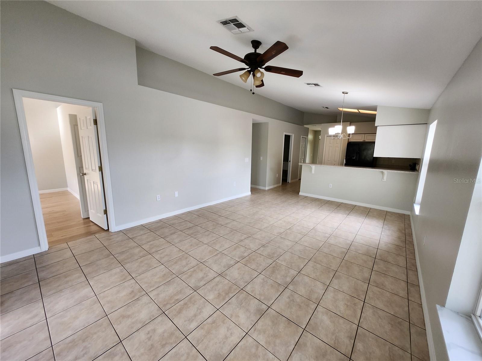 Image 9 of 39 For 7814 Brisbane Court