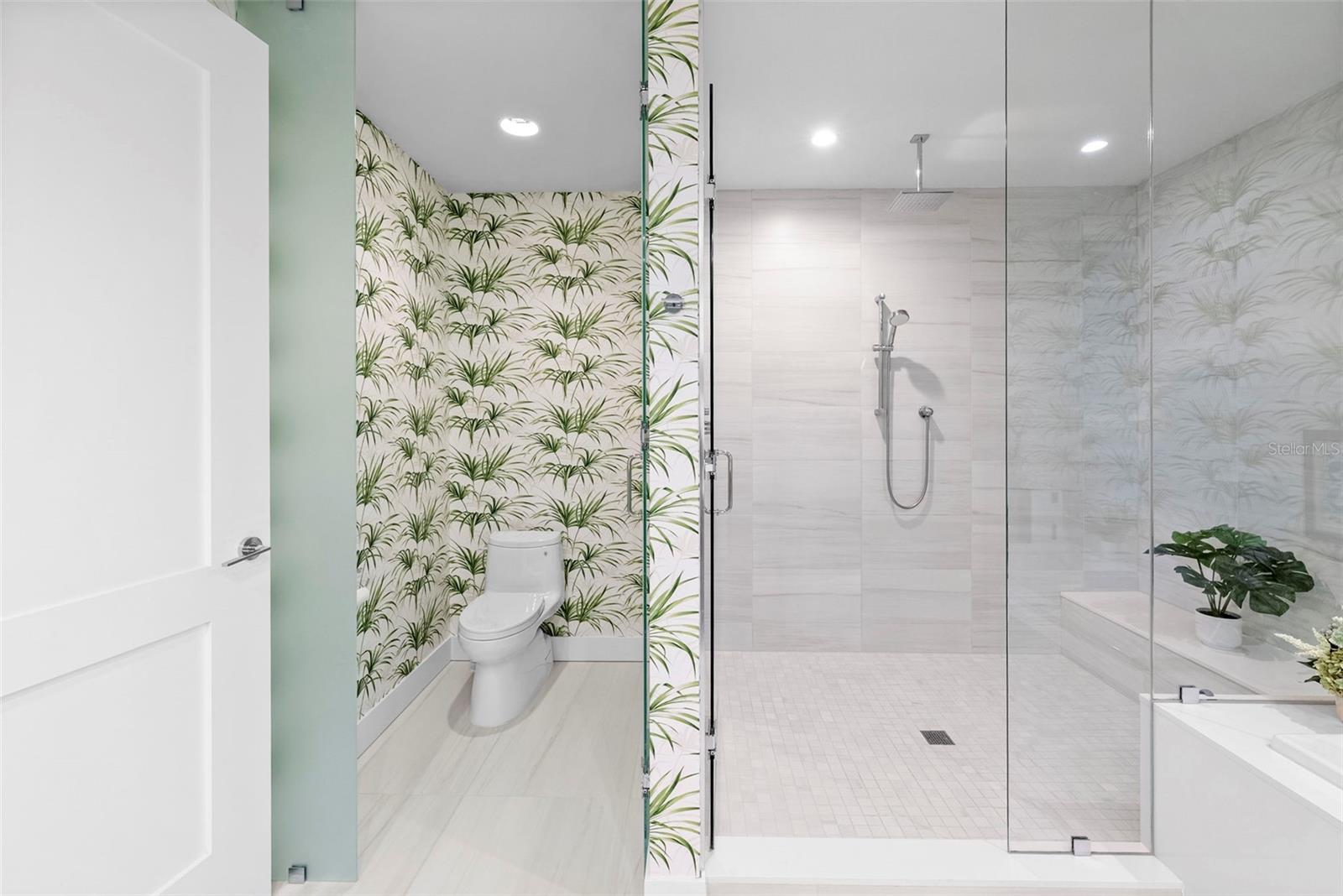 Listing photo id 29 for 2103 Bayshore Boulevard 703