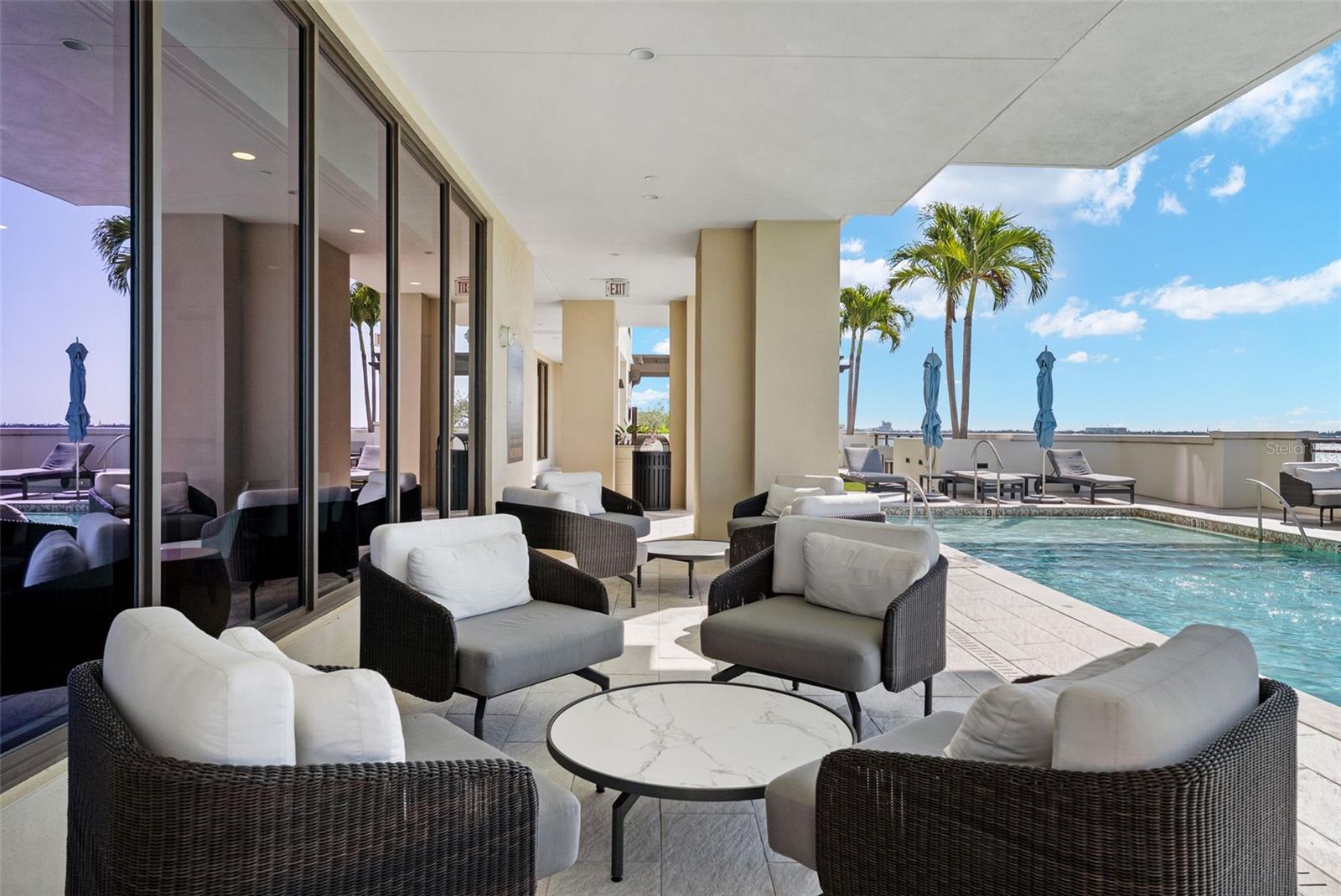 Listing photo id 45 for 2103 Bayshore Boulevard 703
