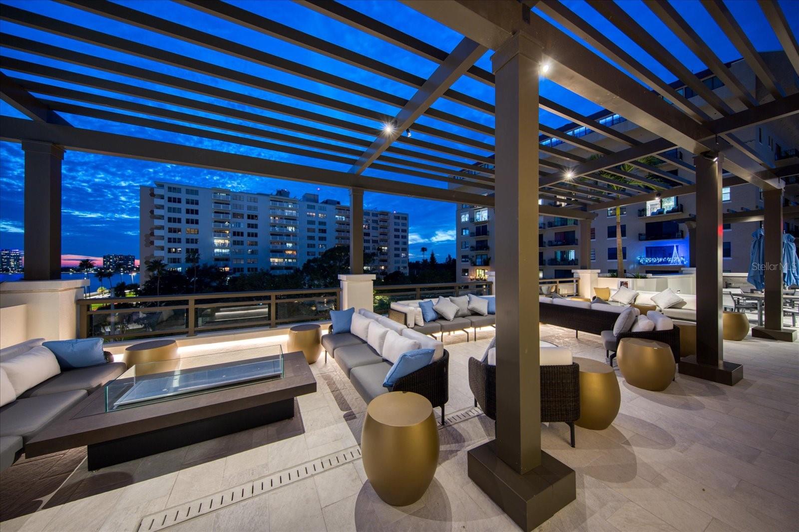 Listing photo id 58 for 2103 Bayshore Boulevard 703