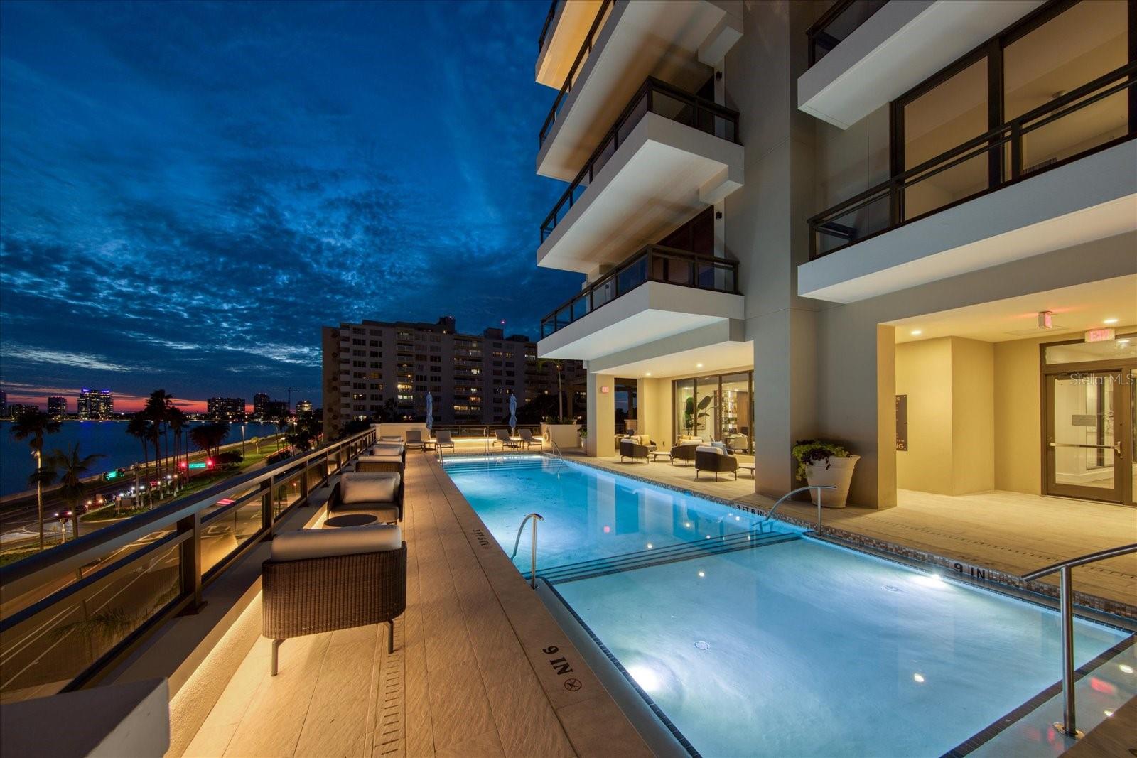 Listing photo id 61 for 2103 Bayshore Boulevard 703