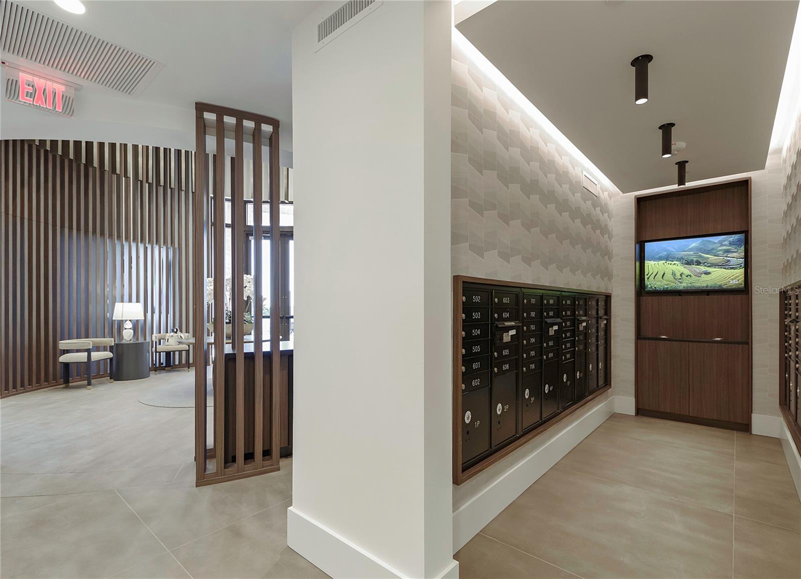 Listing photo id 69 for 2103 Bayshore Boulevard 703