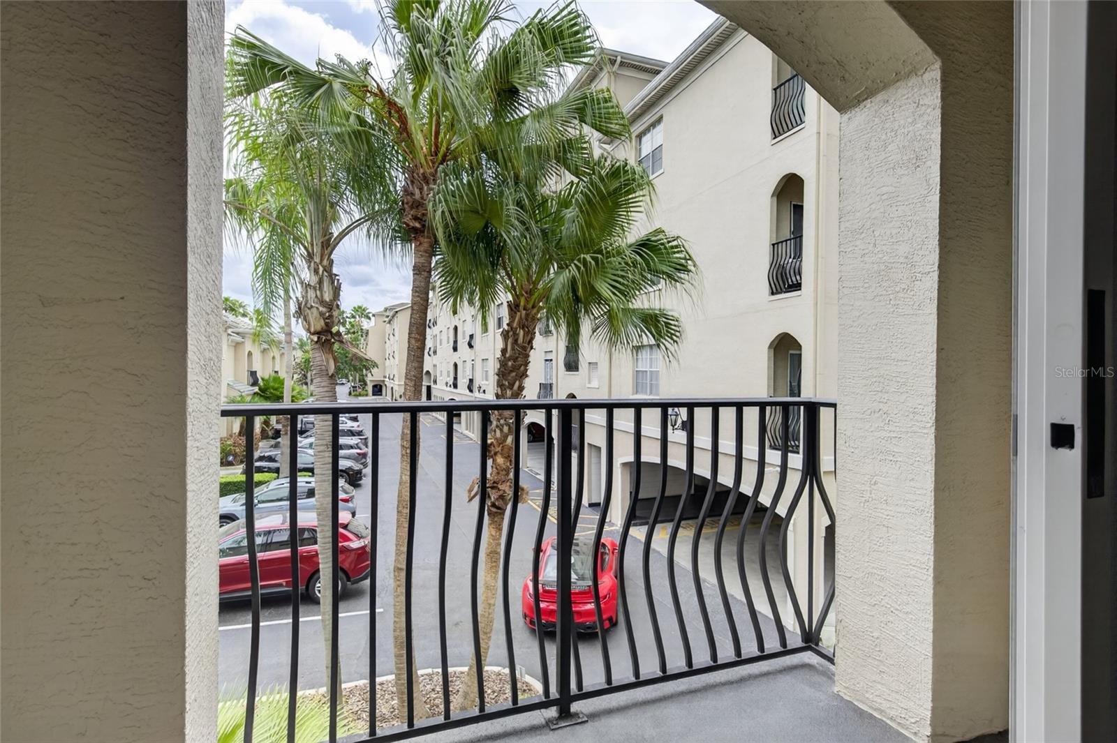 Image 33 of 57 For 501 Knights Run Avenue 4102