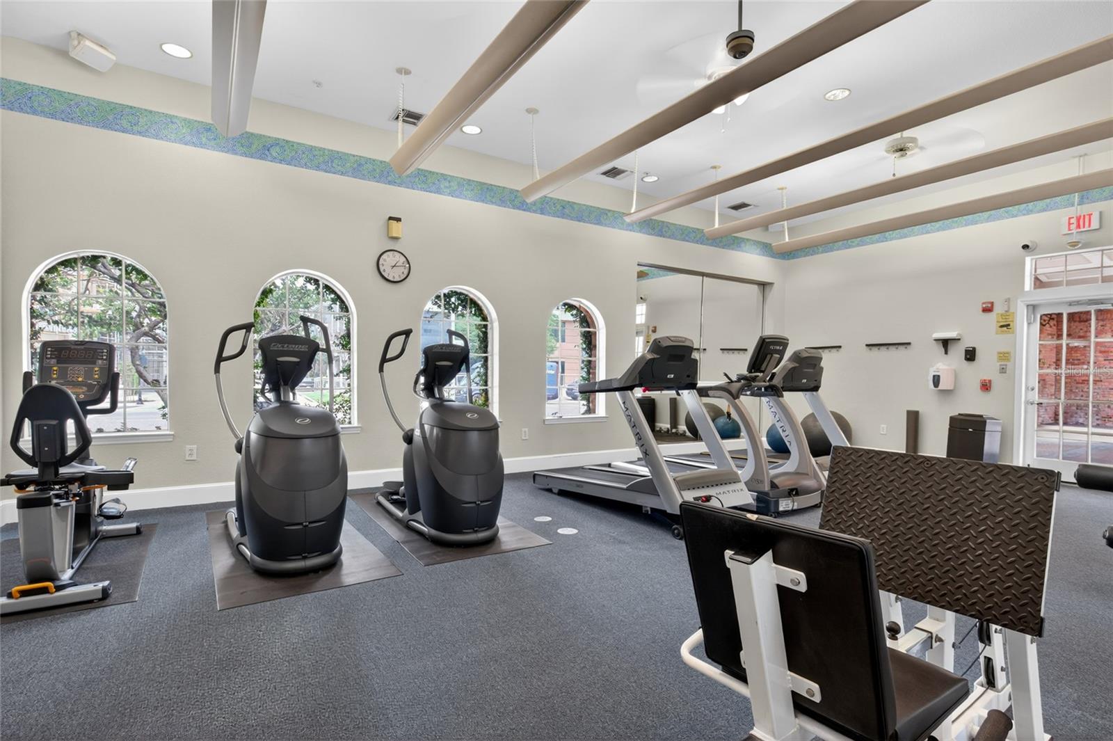 Image 43 of 57 For 501 Knights Run Avenue 4102