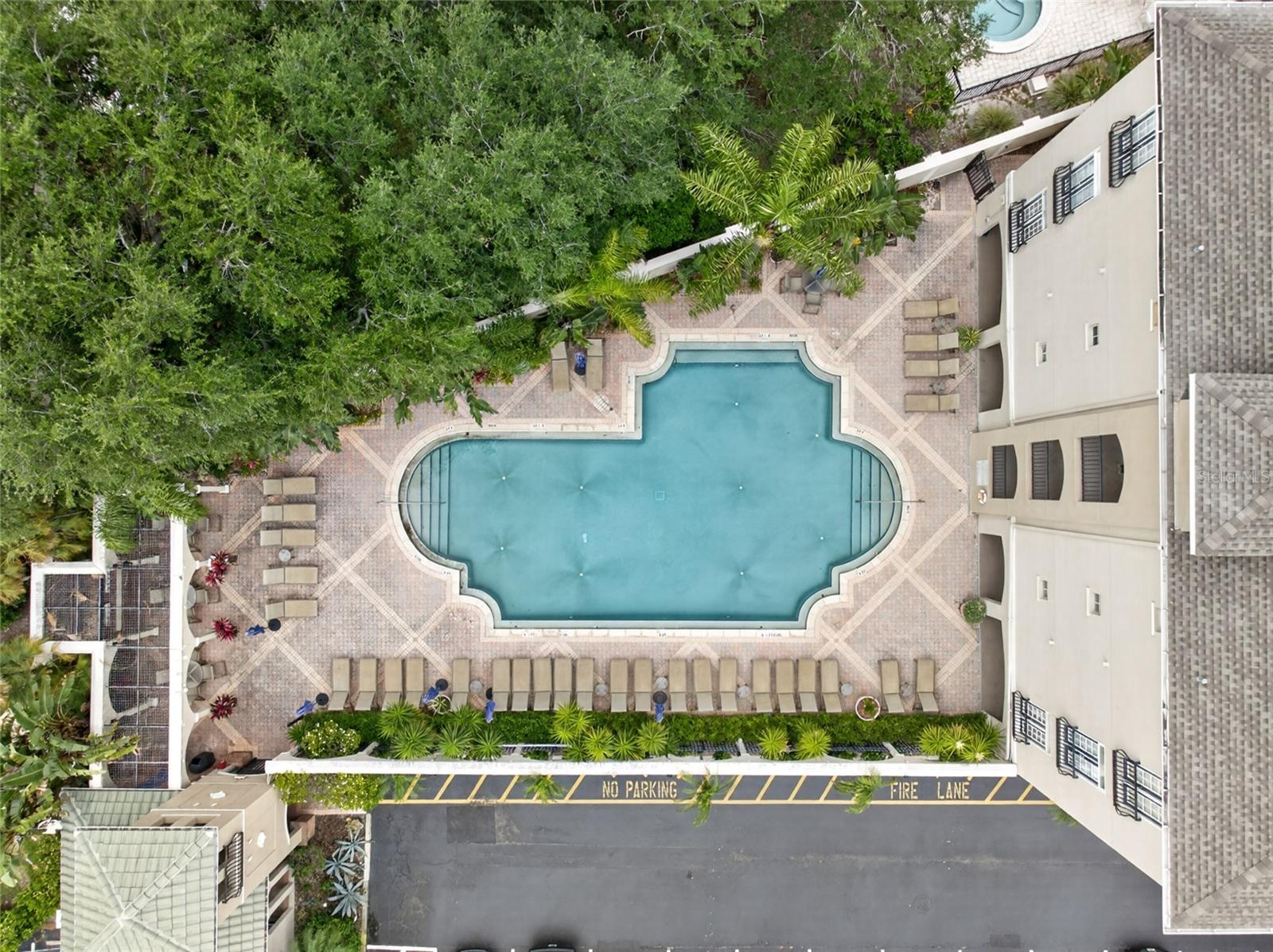 Image 46 of 57 For 501 Knights Run Avenue 4102