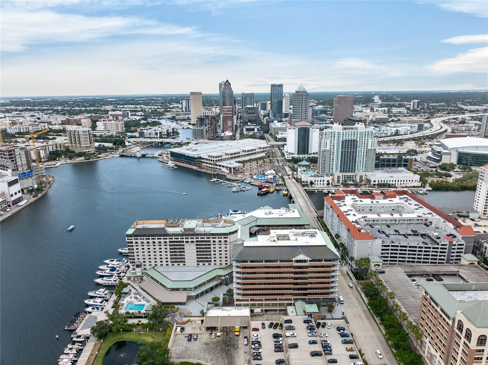 Image 50 of 57 For 501 Knights Run Avenue 4102