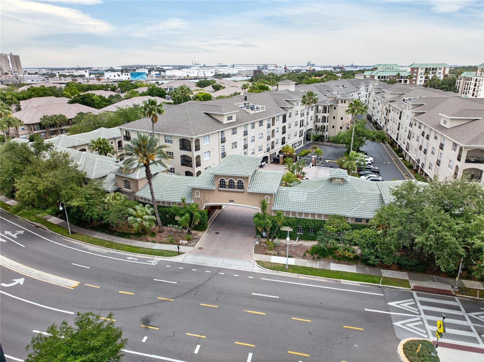 Image 51 of 57 For 501 Knights Run Avenue 4102