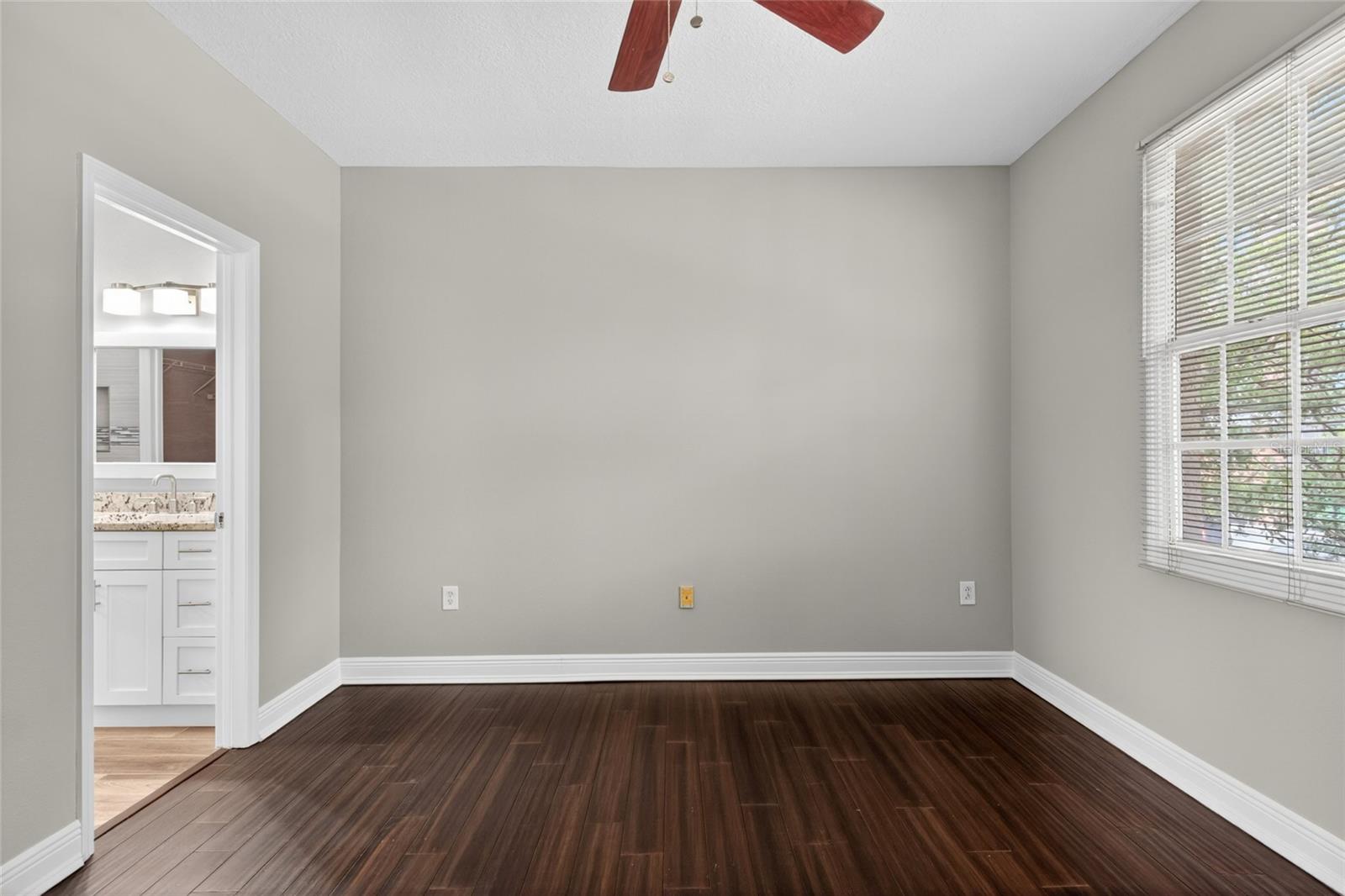 Image 9 of 57 For 501 Knights Run Avenue 4102