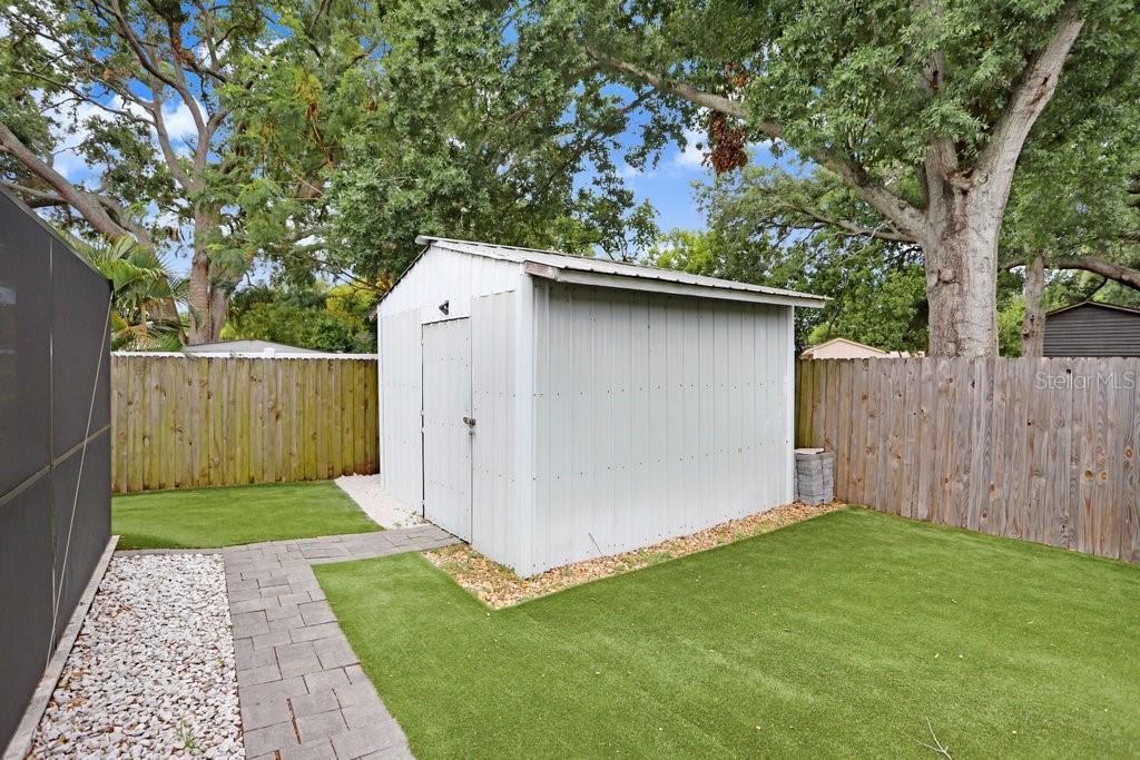 Image 11 of 47 For 4404 Wisconsin Avenue