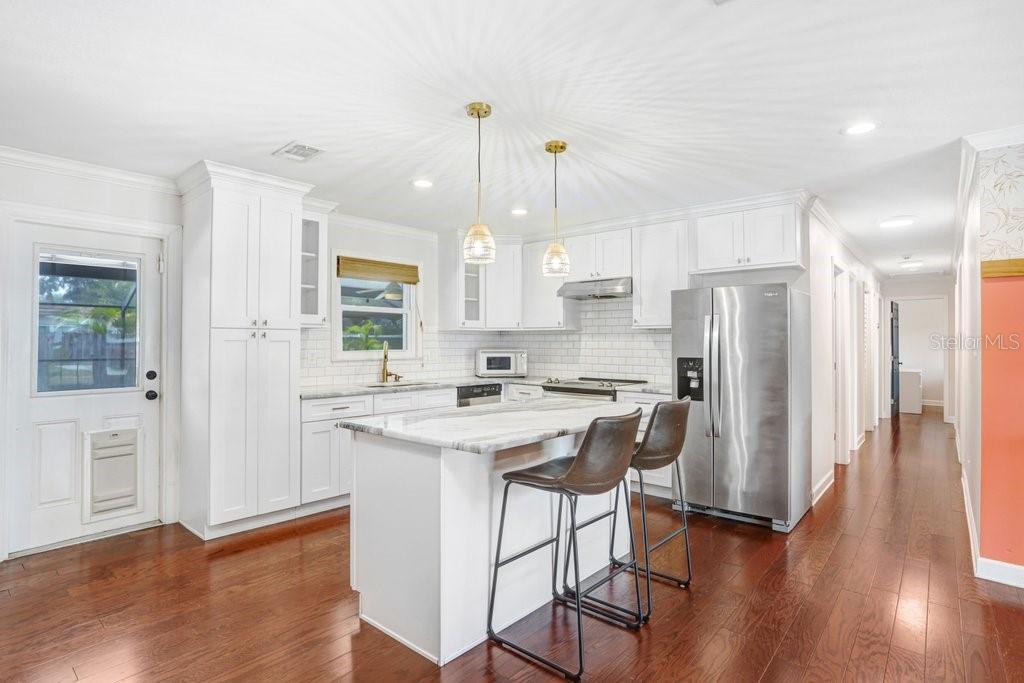 Image 19 of 47 For 4404 Wisconsin Avenue