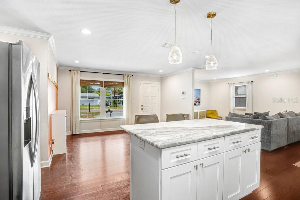 Image 21 of 47 For 4404 Wisconsin Avenue