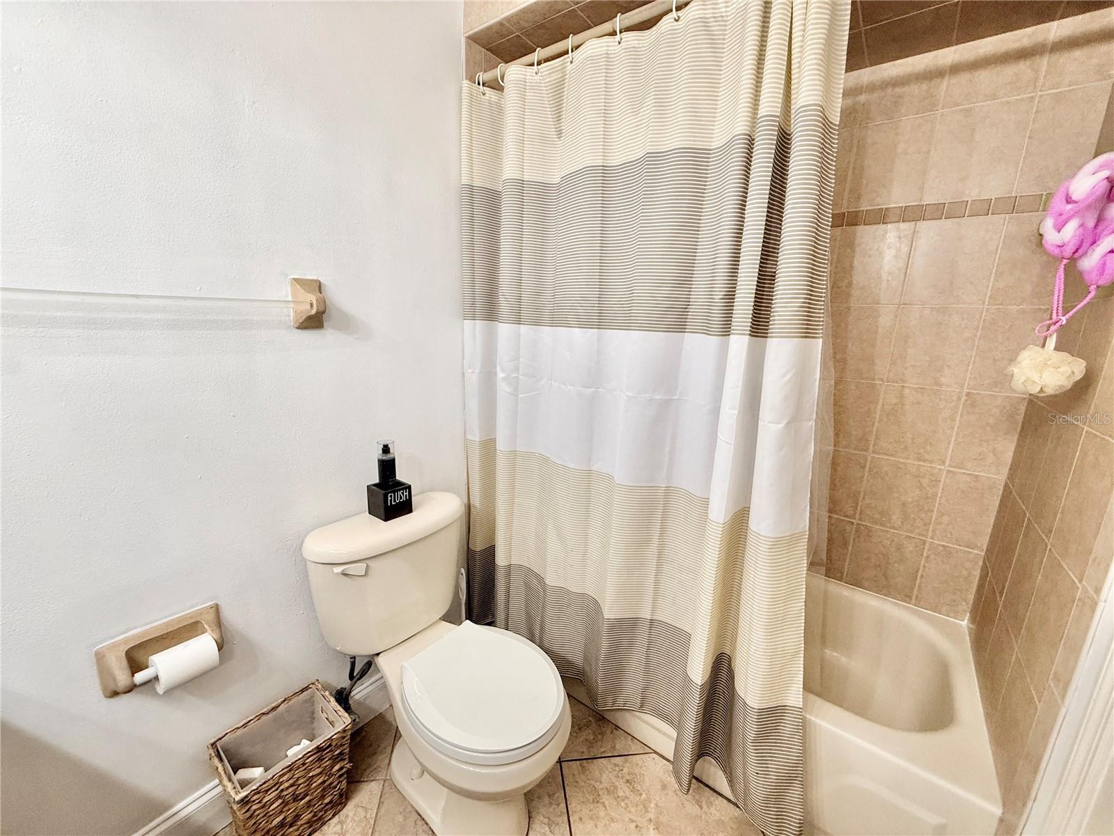 Image 11 of 49 For 1046 Samms Avenue