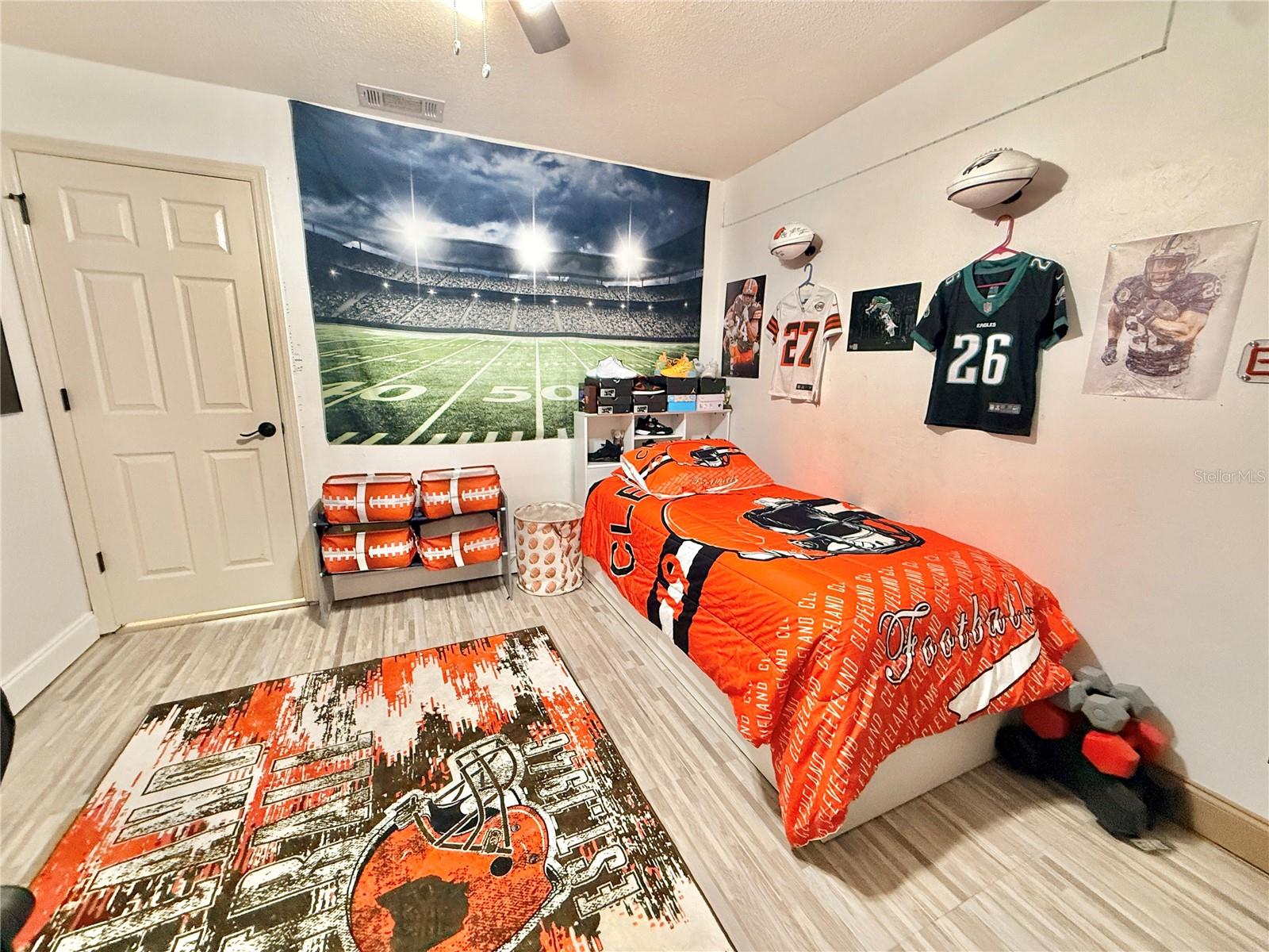 Image 14 of 49 For 1046 Samms Avenue