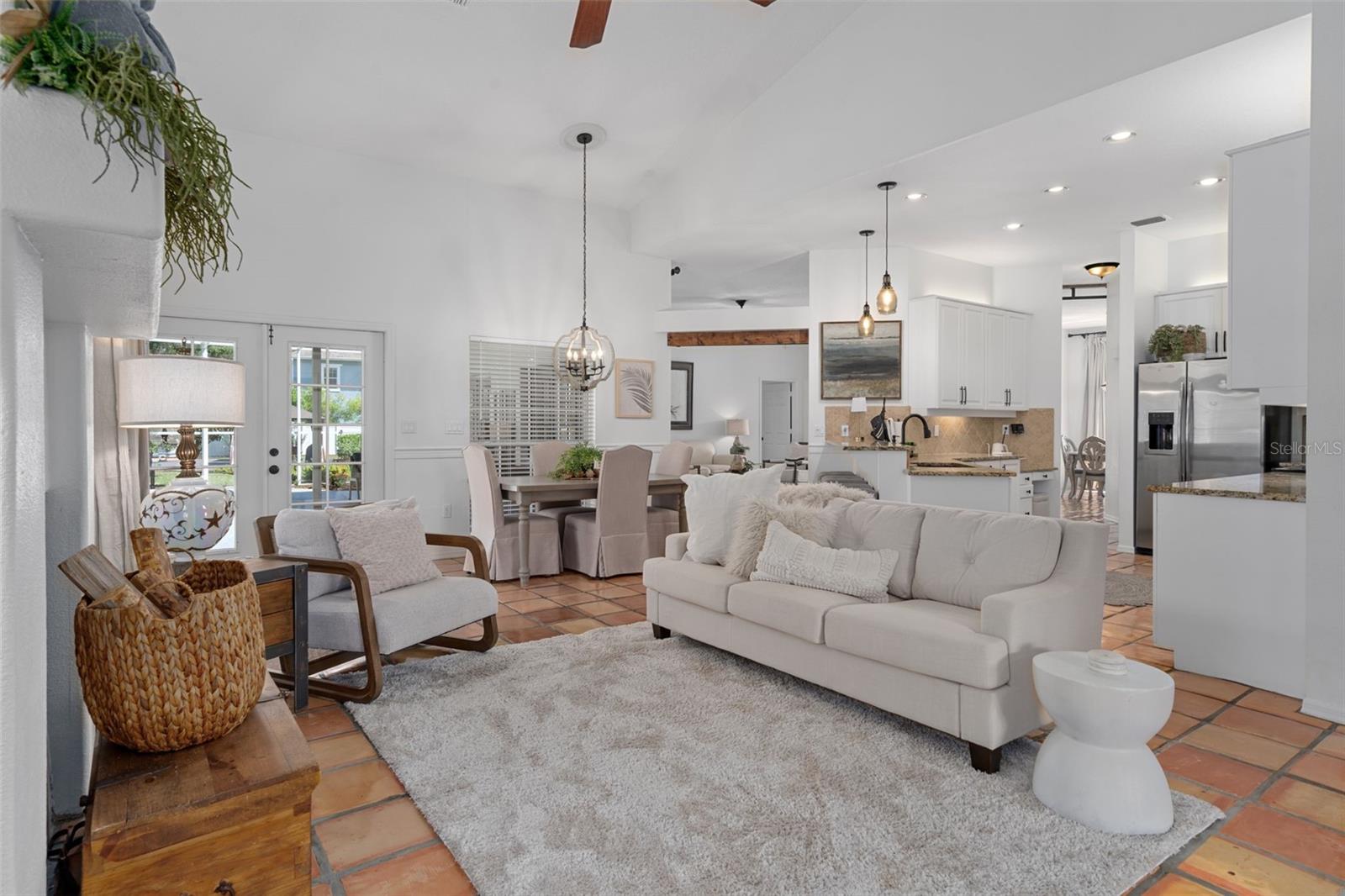 Image 18 of 50 For 7127 Auburn Lane