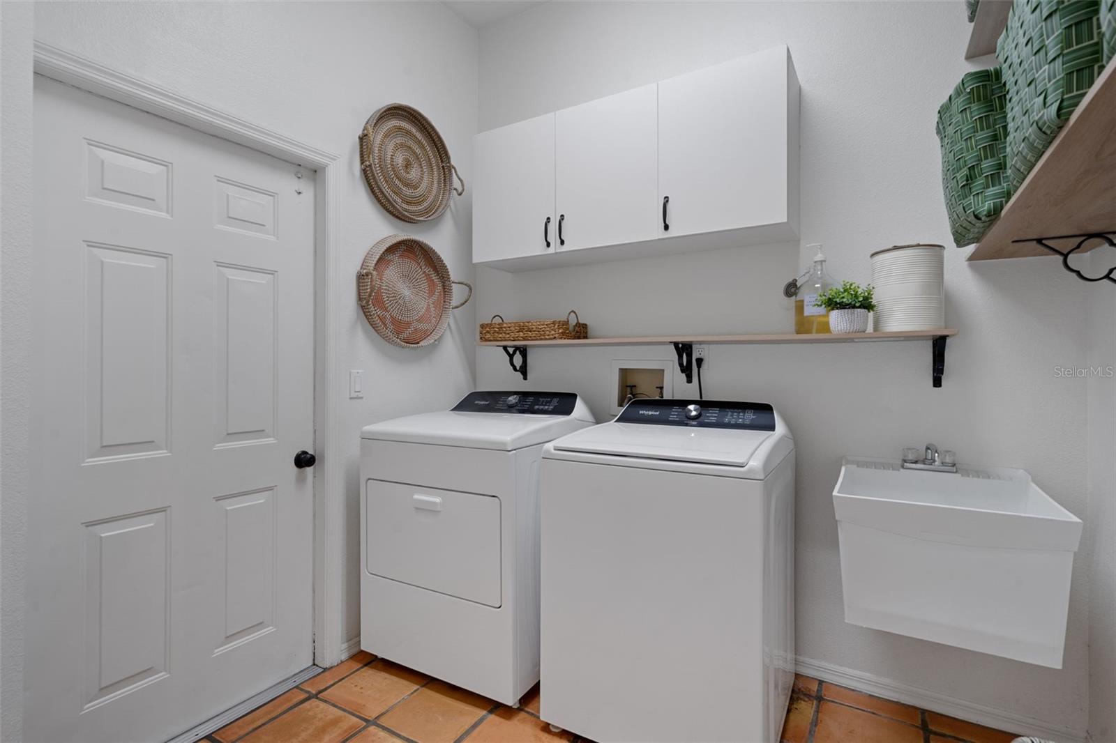 Image 30 of 50 For 7127 Auburn Lane