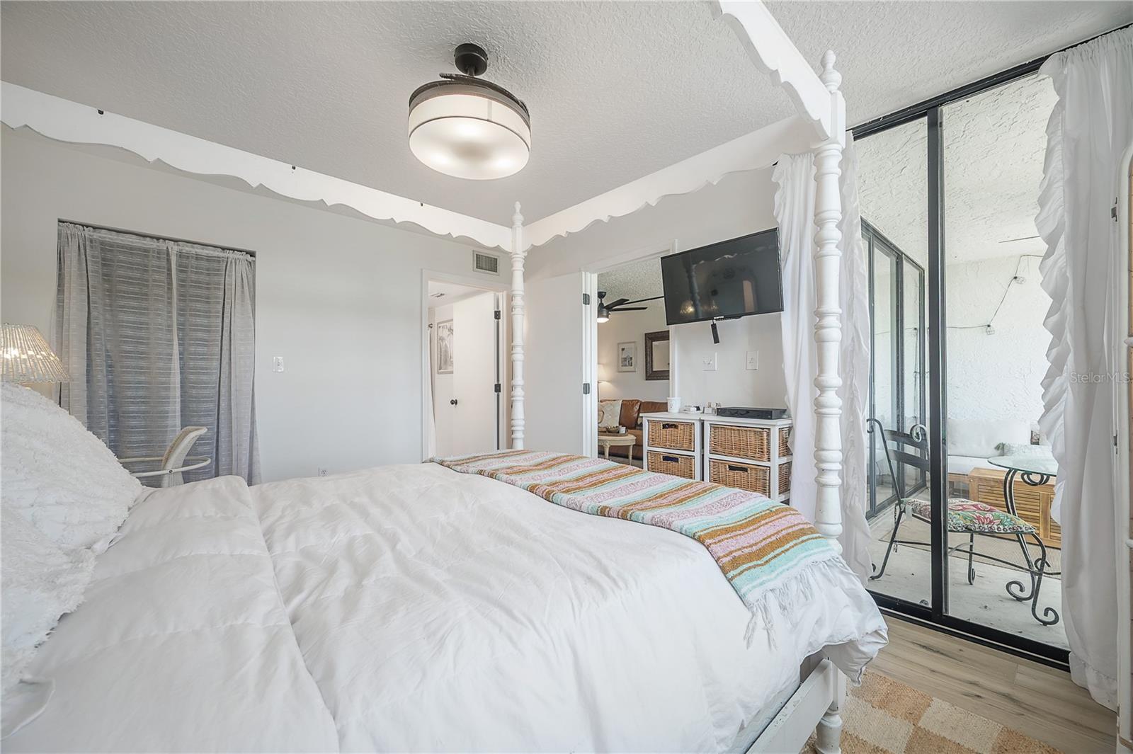 Image 11 of 28 For 2424 Tampa Bay Boulevard M104