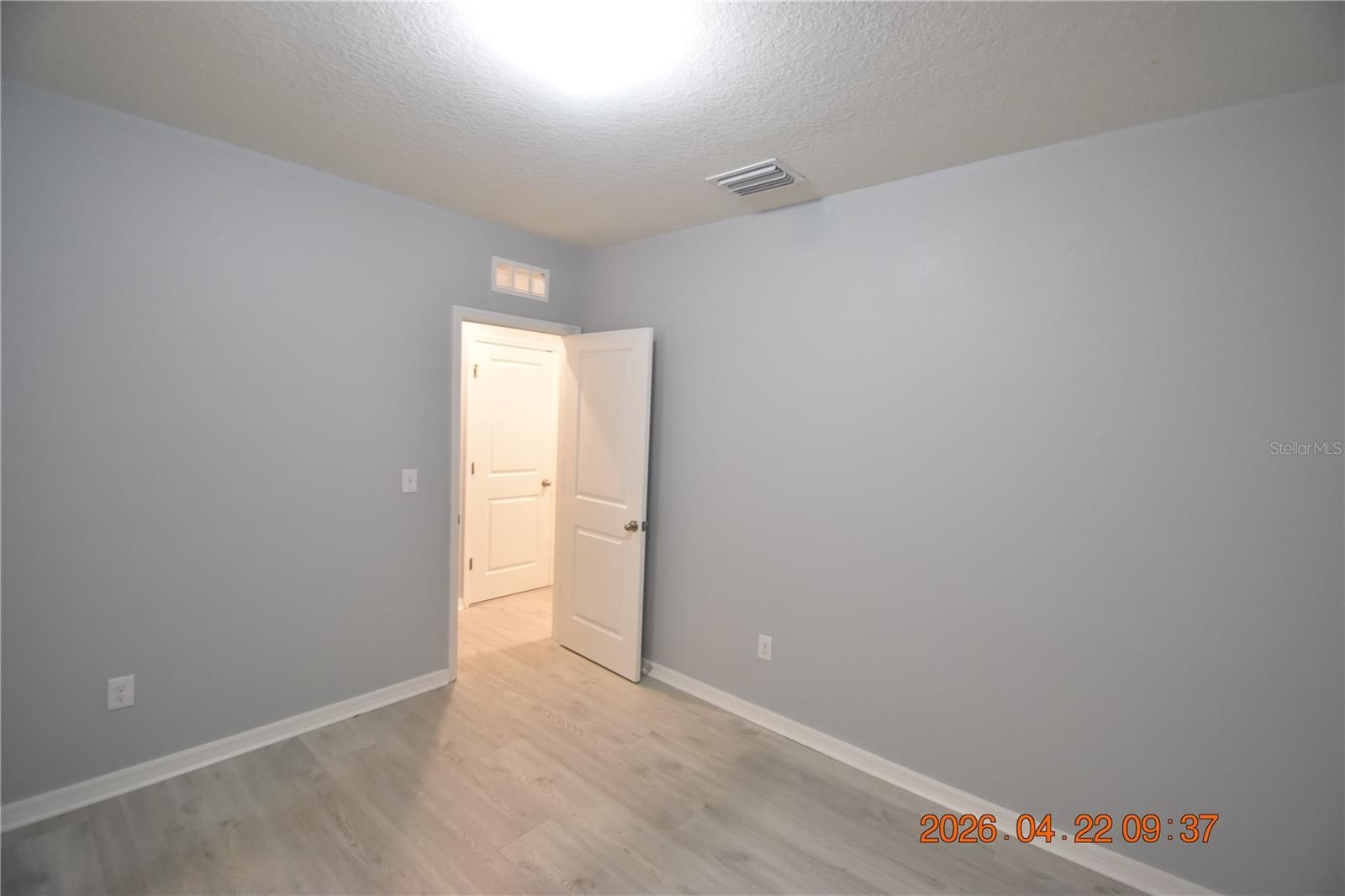 Image 31 of 54 For 8651 Falling Blue Place 8651