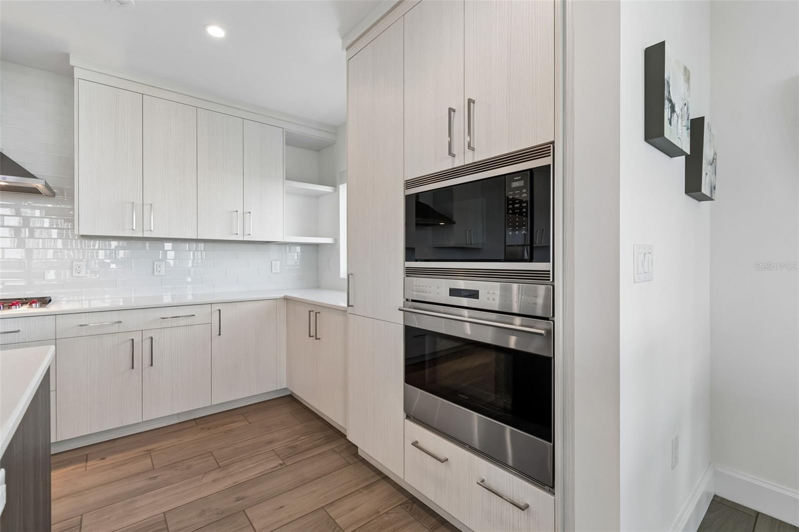 Image 16 of 98 For 3401 Bayshore Boulevard 504