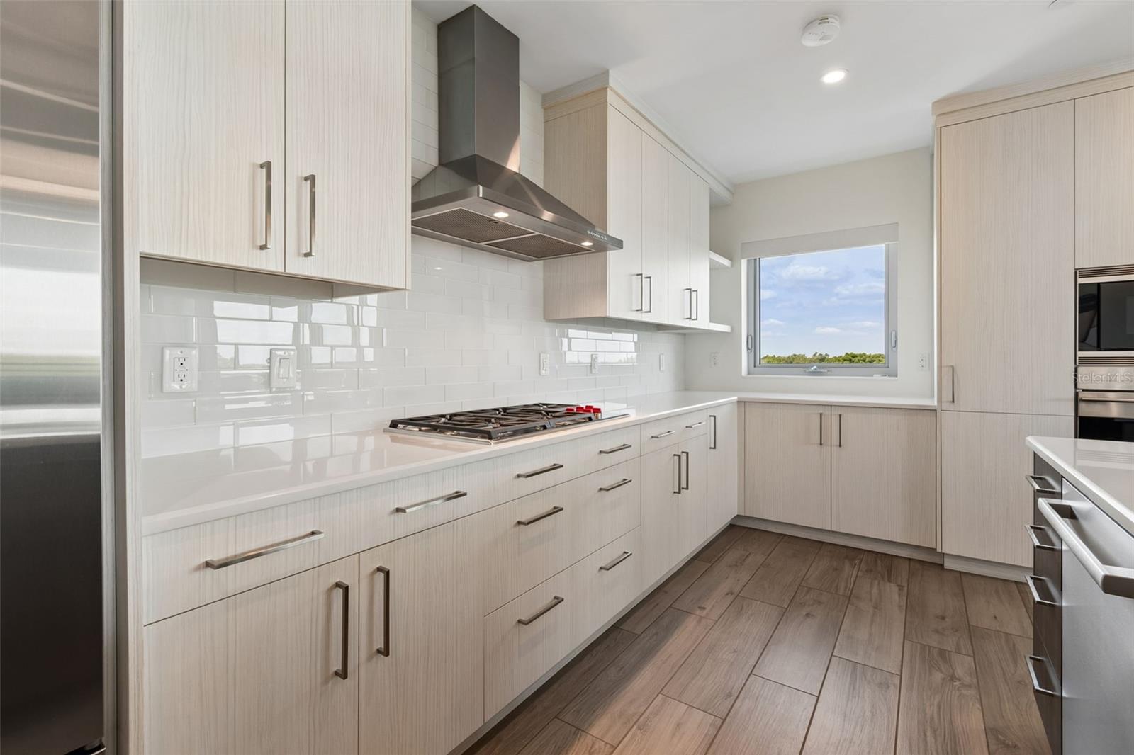 Image 17 of 98 For 3401 Bayshore Boulevard 504