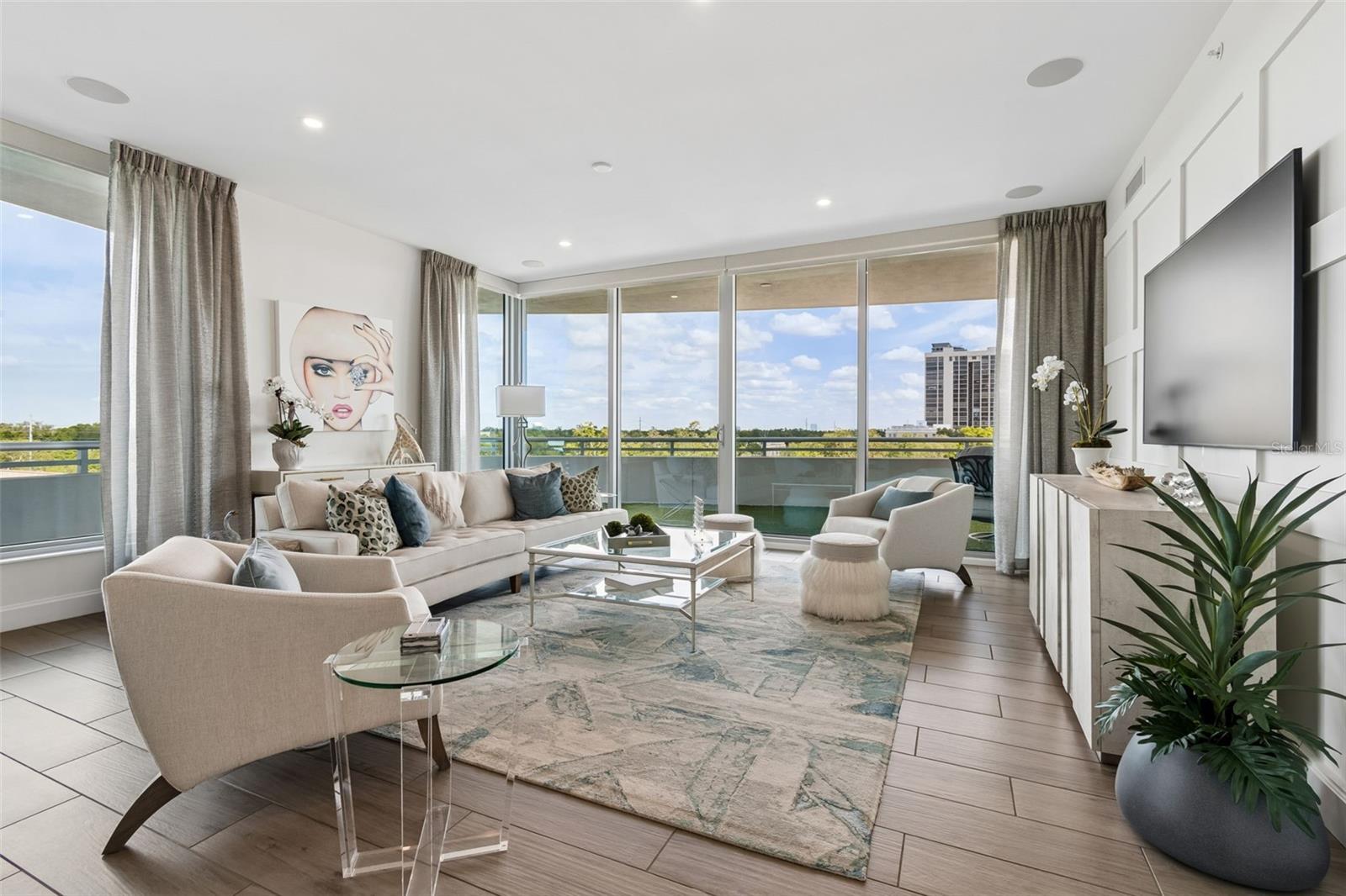 Image 30 of 98 For 3401 Bayshore Boulevard 504