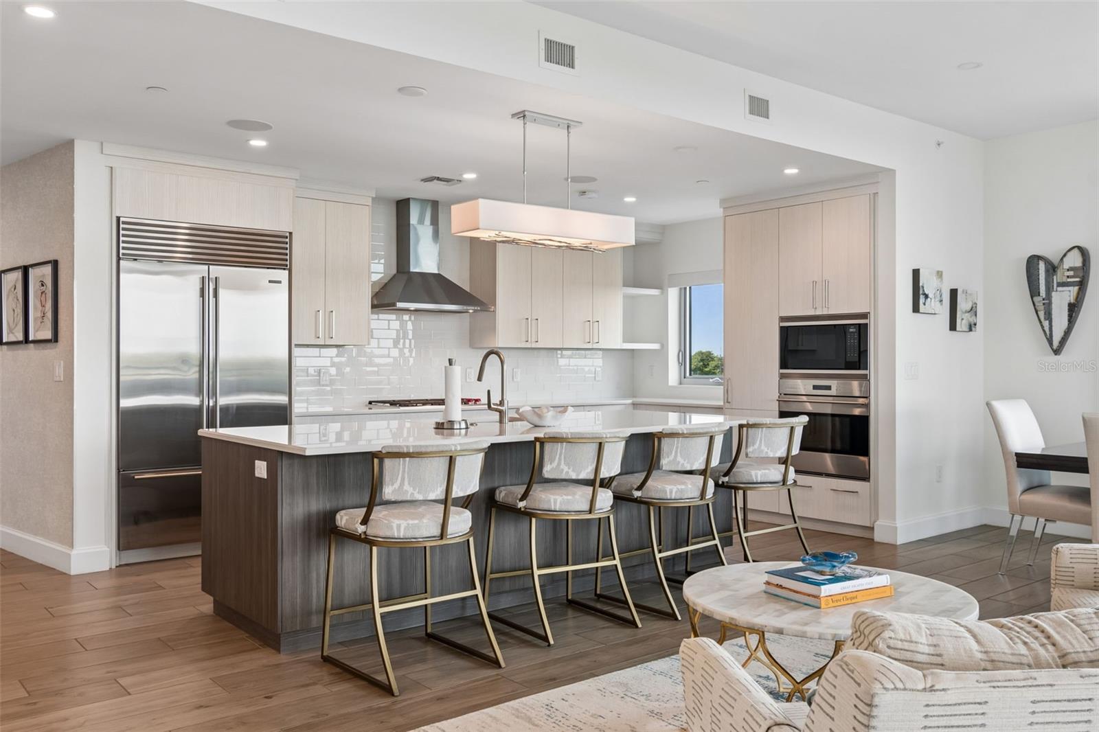 Image 36 of 98 For 3401 Bayshore Boulevard 504