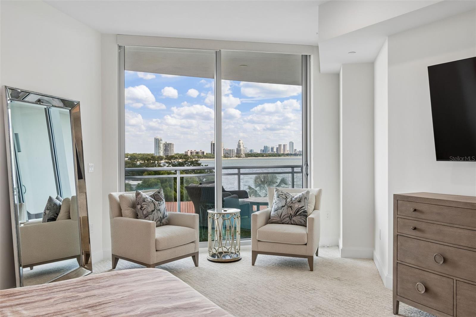 Image 43 of 98 For 3401 Bayshore Boulevard 504